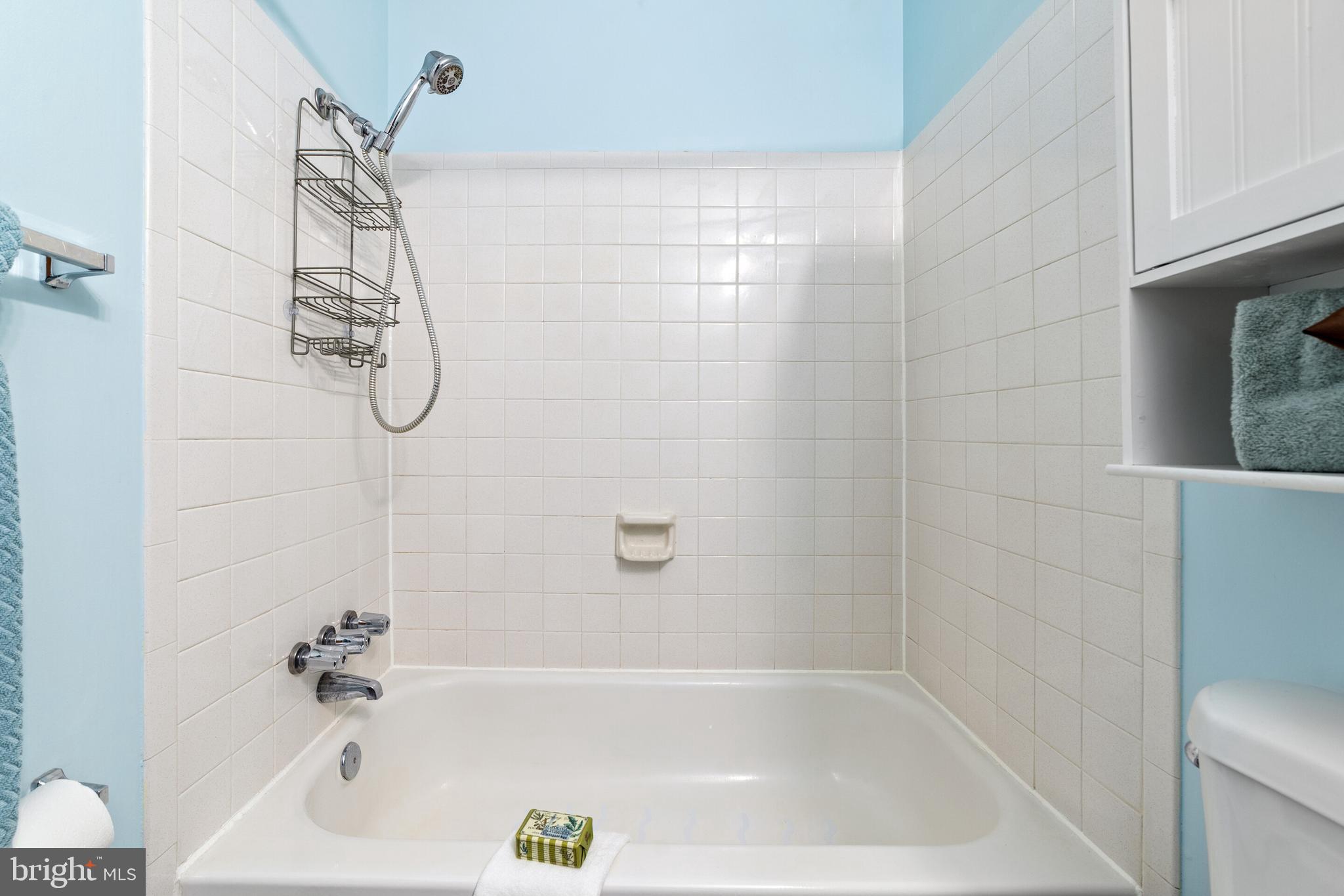 WATERLOO WOODS - Residential