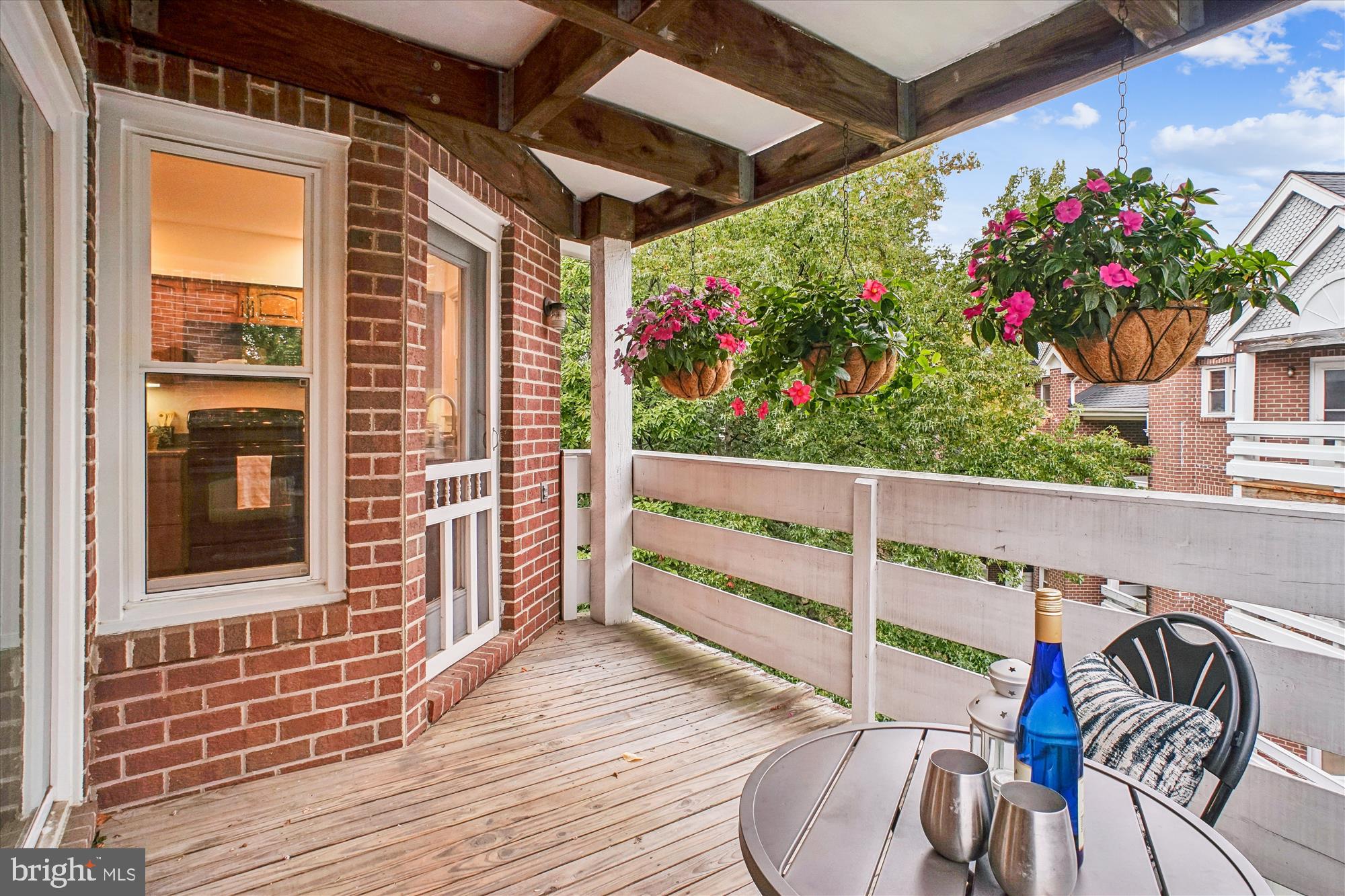 THE COVE - Residential