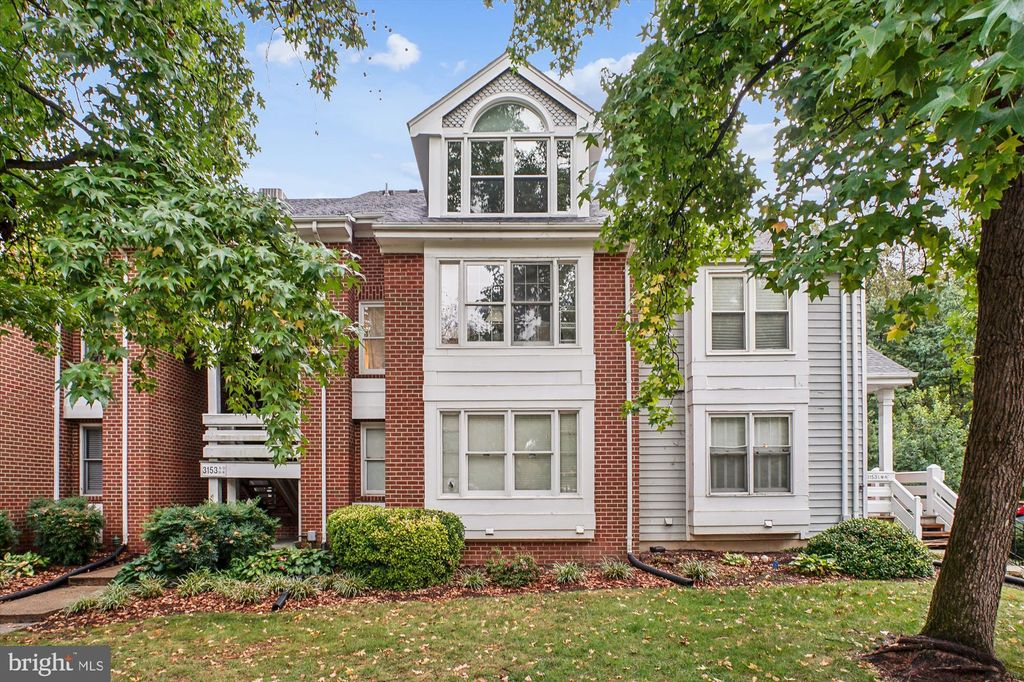 Photo of 3153 - K Anchorway Court, FALLS CHURCH, VA 22042 (MLS # VAFX2273910)