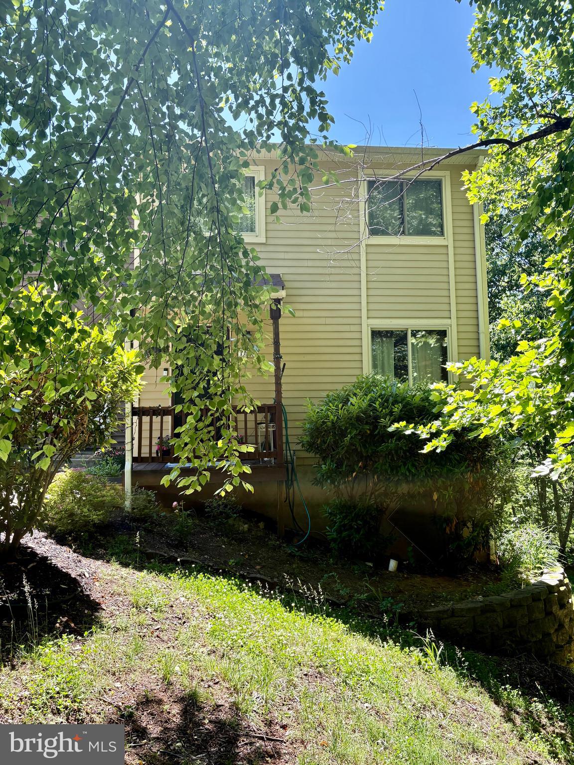 1174 GATOR COURT N 219