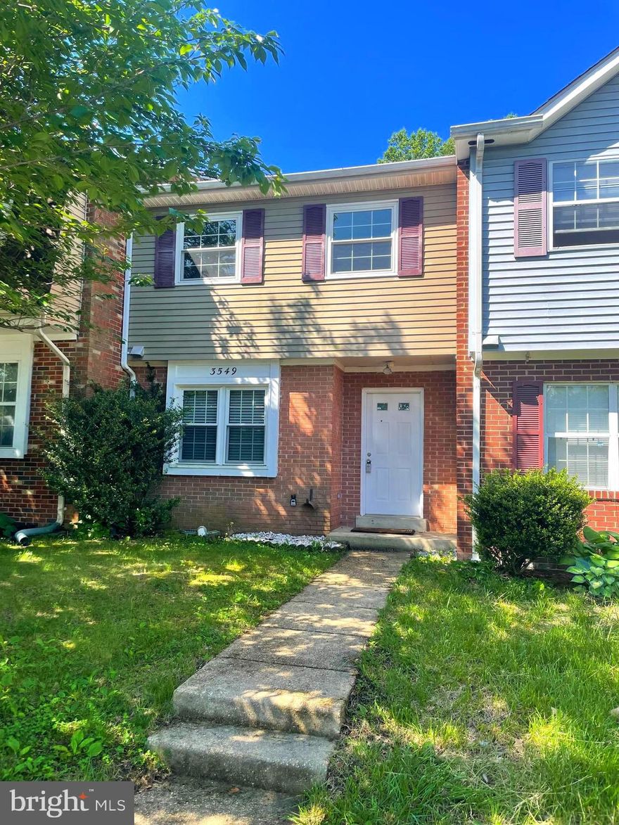 Charming two-level townhome offering 1,242 sq ft of living space with 3 bedrooms, 2 full baths, and a half bath. Features include hardwood floors throughout,  plenty of natural light. Enjoy a fully fenced backyard—perfect for relaxing or entertaining. Conveniently located near I-95, Route 1, shopping centers, restaurants, and more. Pets considered on a case-by-case basis.