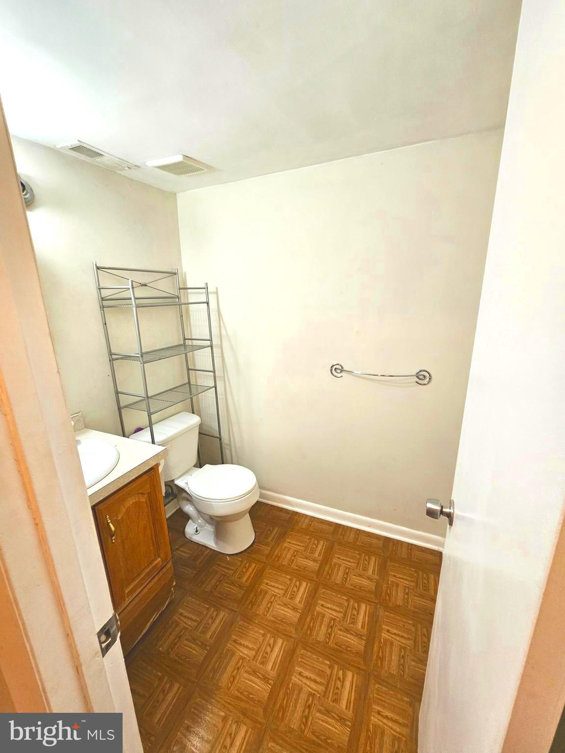 DALE CITY - Residential Lease