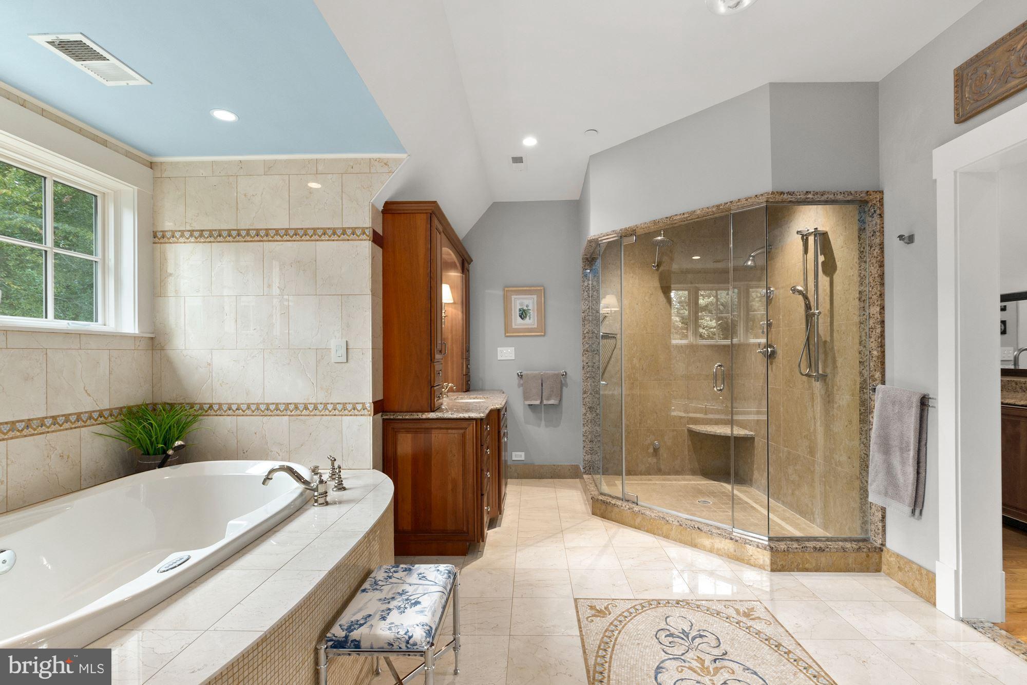 MERRY GO ROUND FARM - Residential