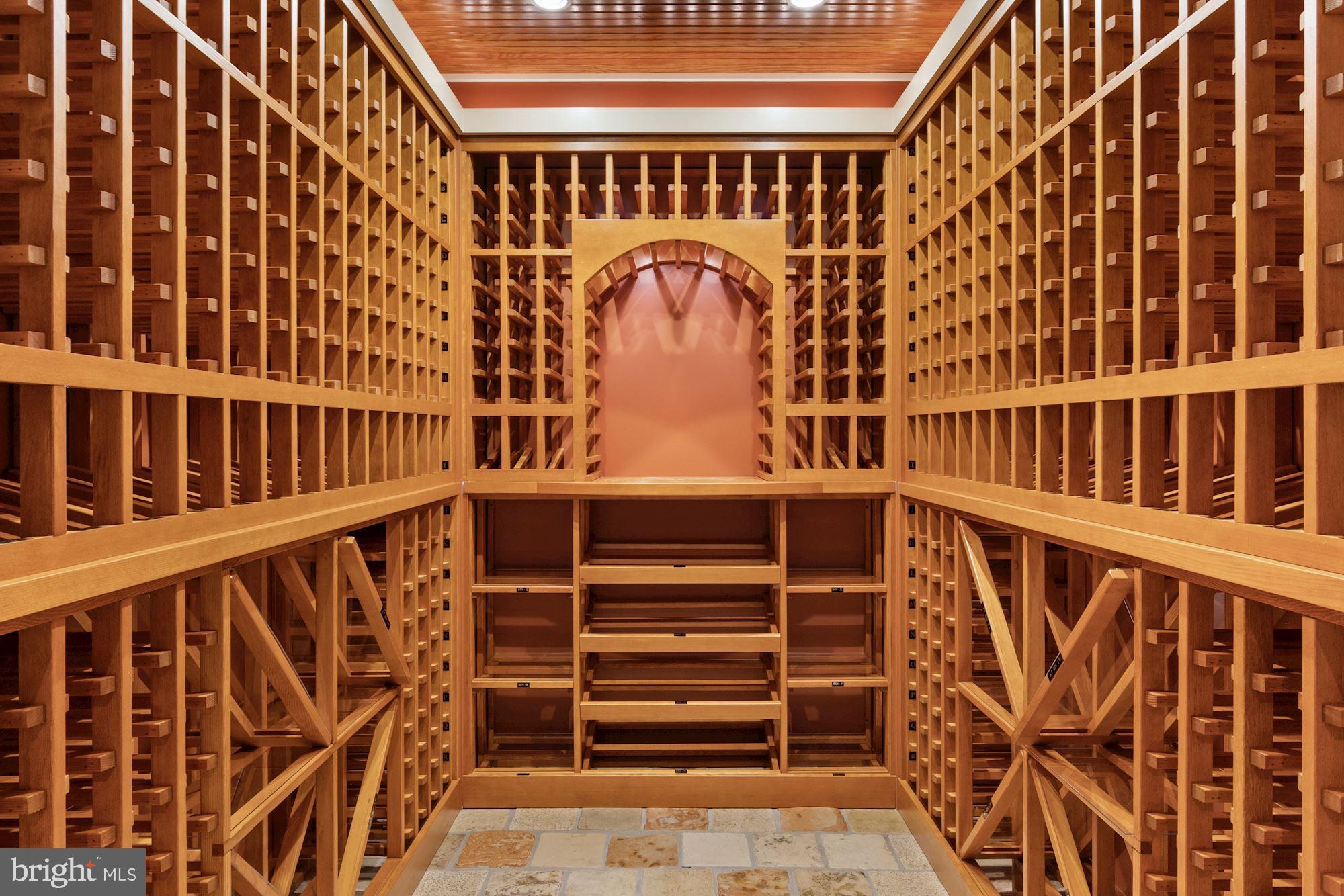 MERRY GO ROUND FARM - Residential