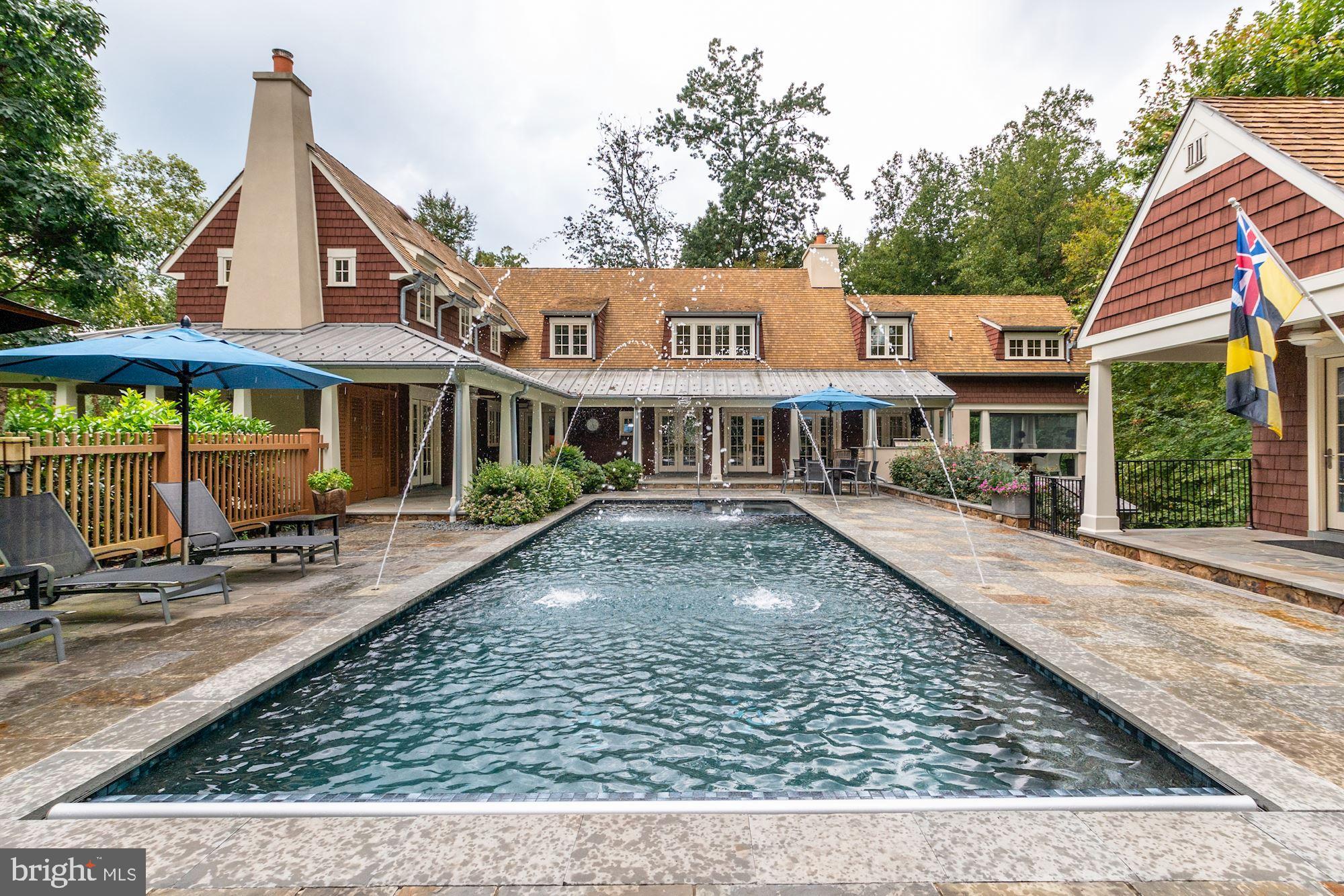 MERRY GO ROUND FARM - Residential