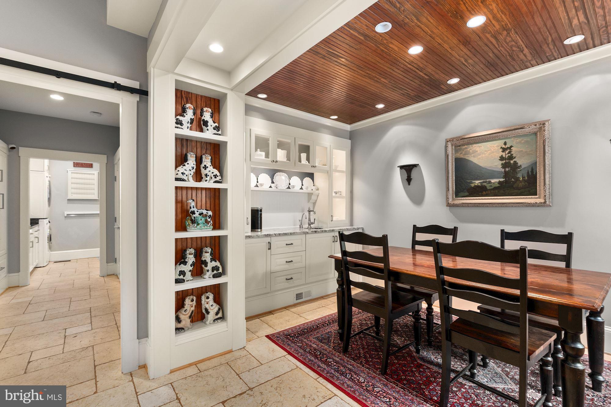 MERRY GO ROUND FARM - Residential