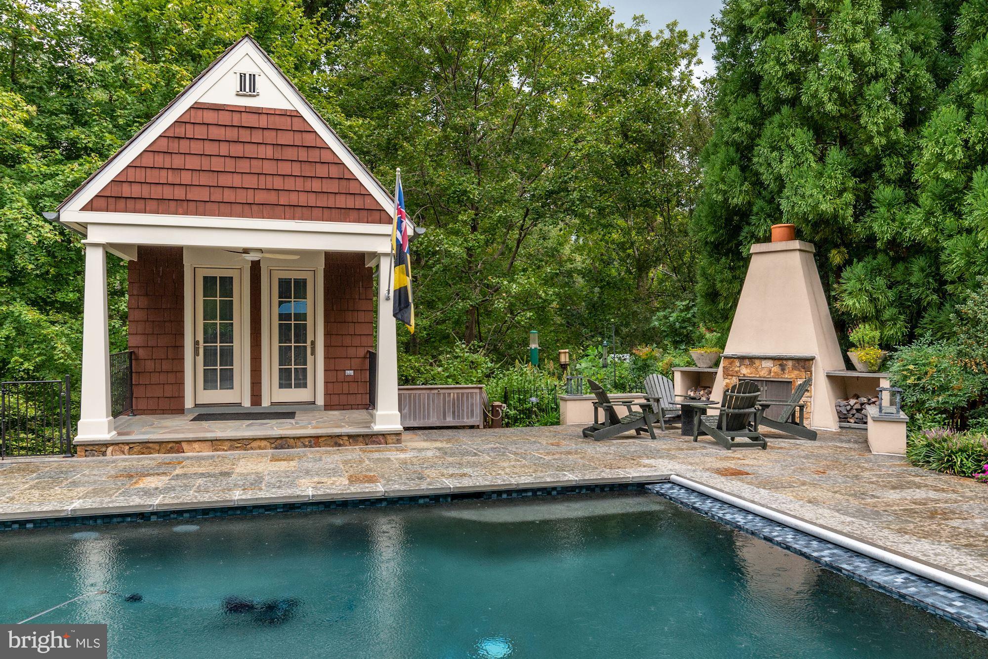 MERRY GO ROUND FARM - Residential