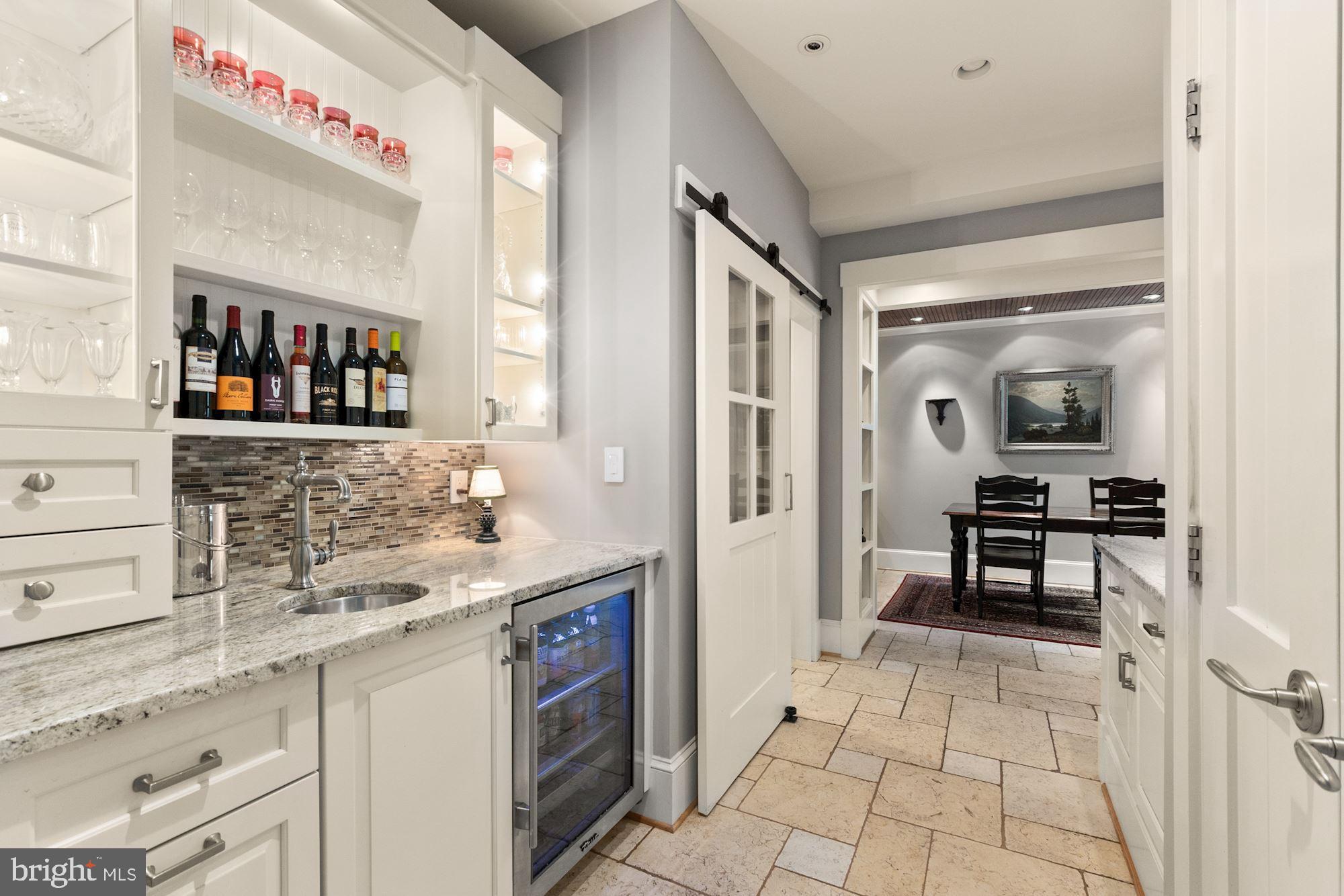 MERRY GO ROUND FARM - Residential