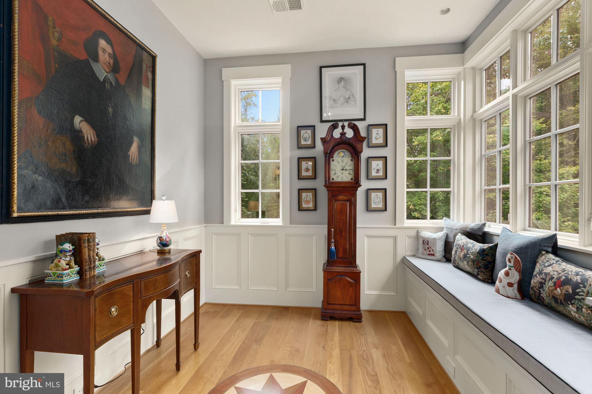 MERRY GO ROUND FARM - Residential