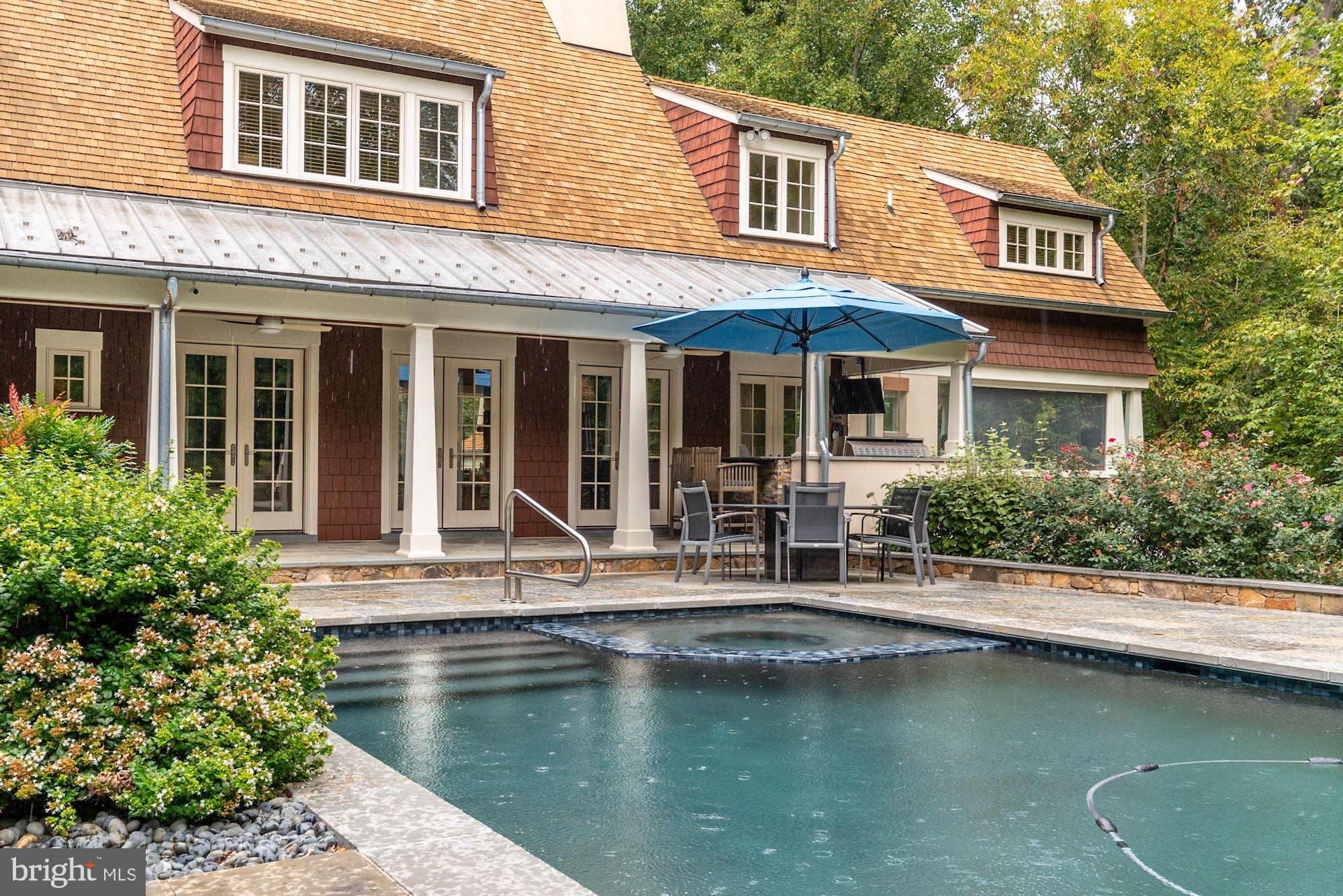 MERRY GO ROUND FARM - Residential