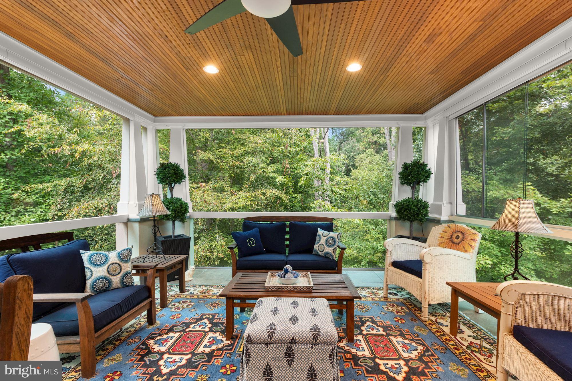 MERRY GO ROUND FARM - Residential