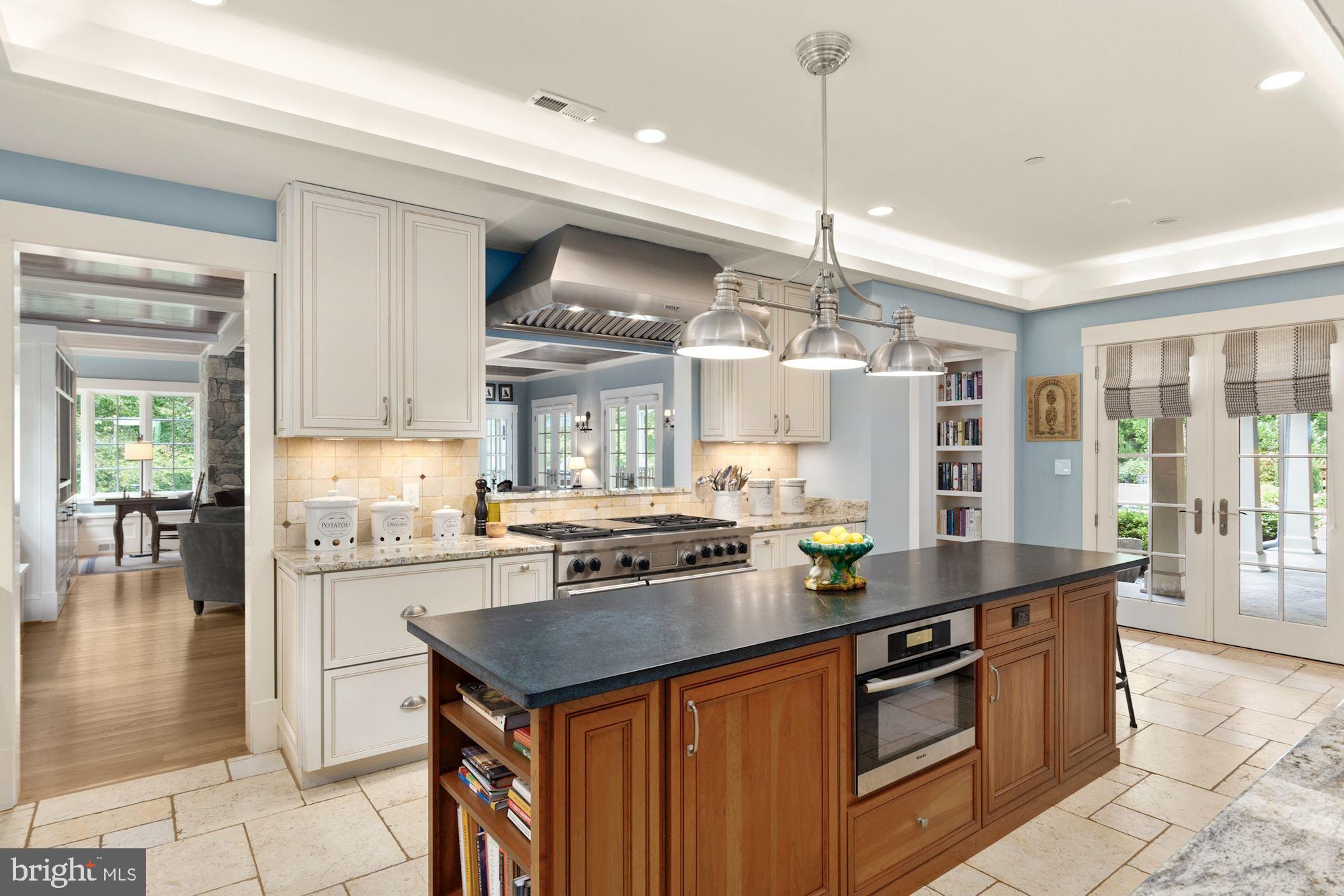 MERRY GO ROUND FARM - Residential