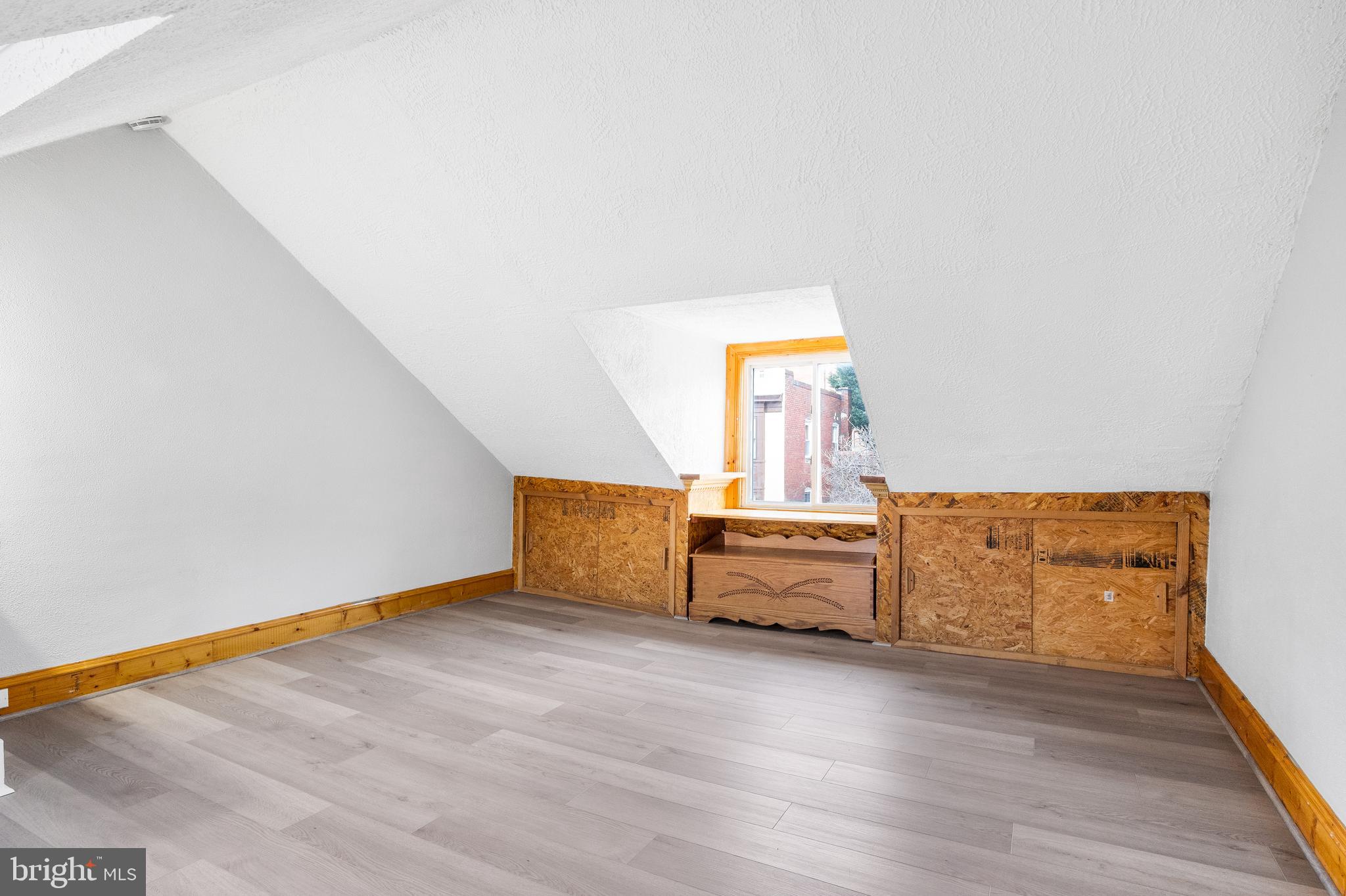 NORTHEAST READING - Residential