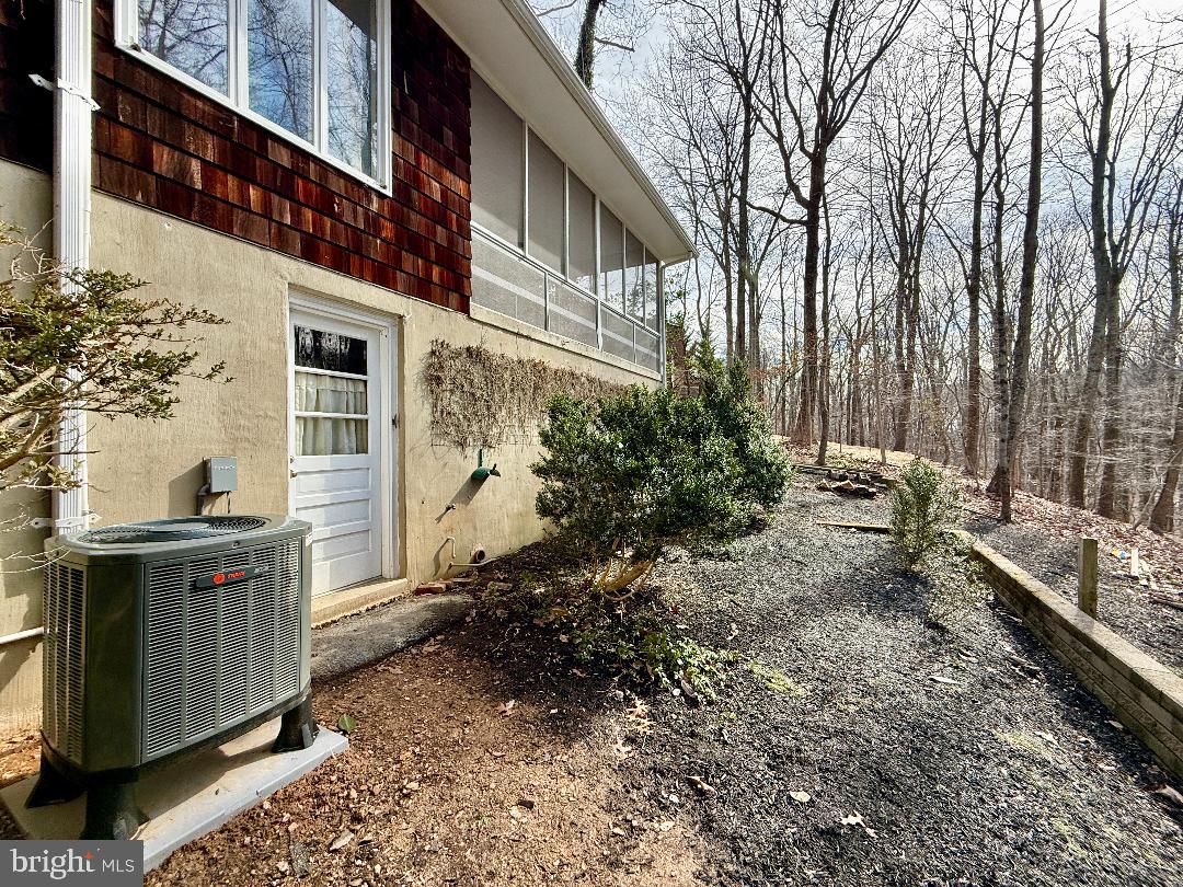 UPPER SENECA CREST - Residential