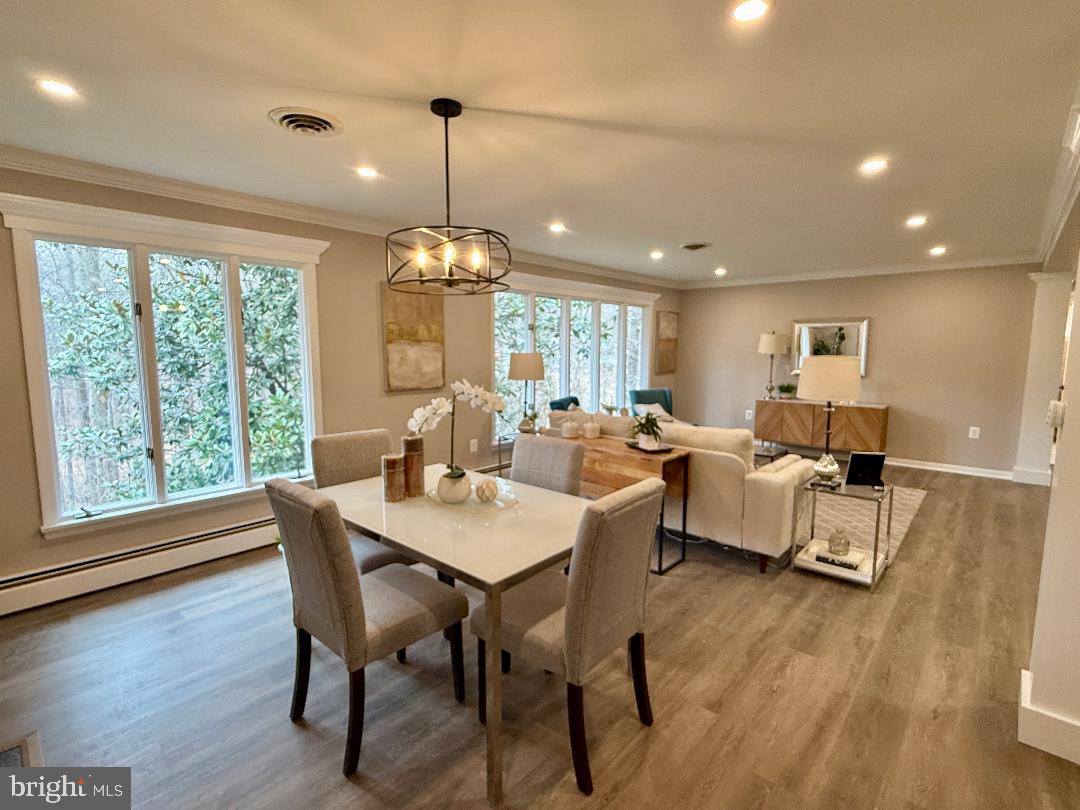 UPPER SENECA CREST - Residential