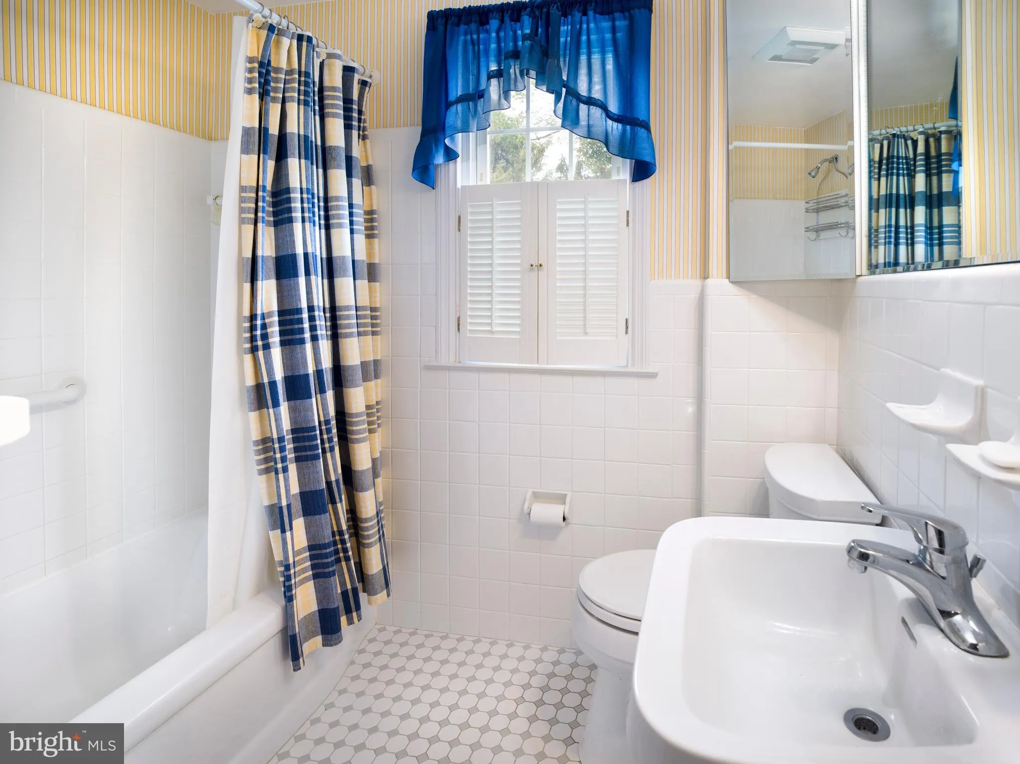 Havertown, Pennsylvania 19083, United States, 3 Bedrooms Bedrooms, ,3 BathroomsBathrooms,Residential,Pending,211506