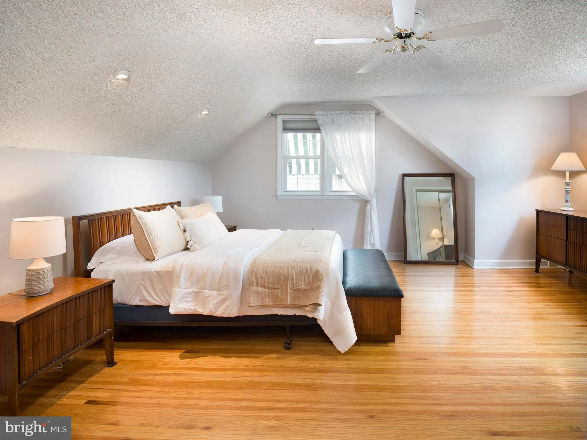 Havertown, Pennsylvania 19083, United States, 3 Bedrooms Bedrooms, ,3 BathroomsBathrooms,Residential,Pending,211506