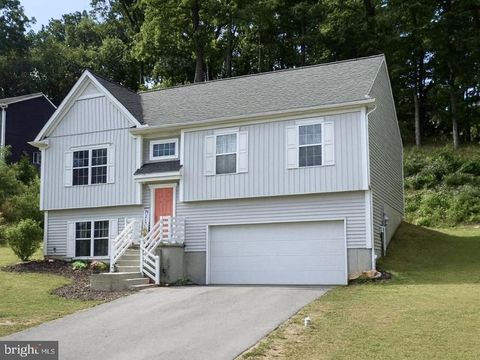 620 WOODSIDE ROAD YORK PA 17406