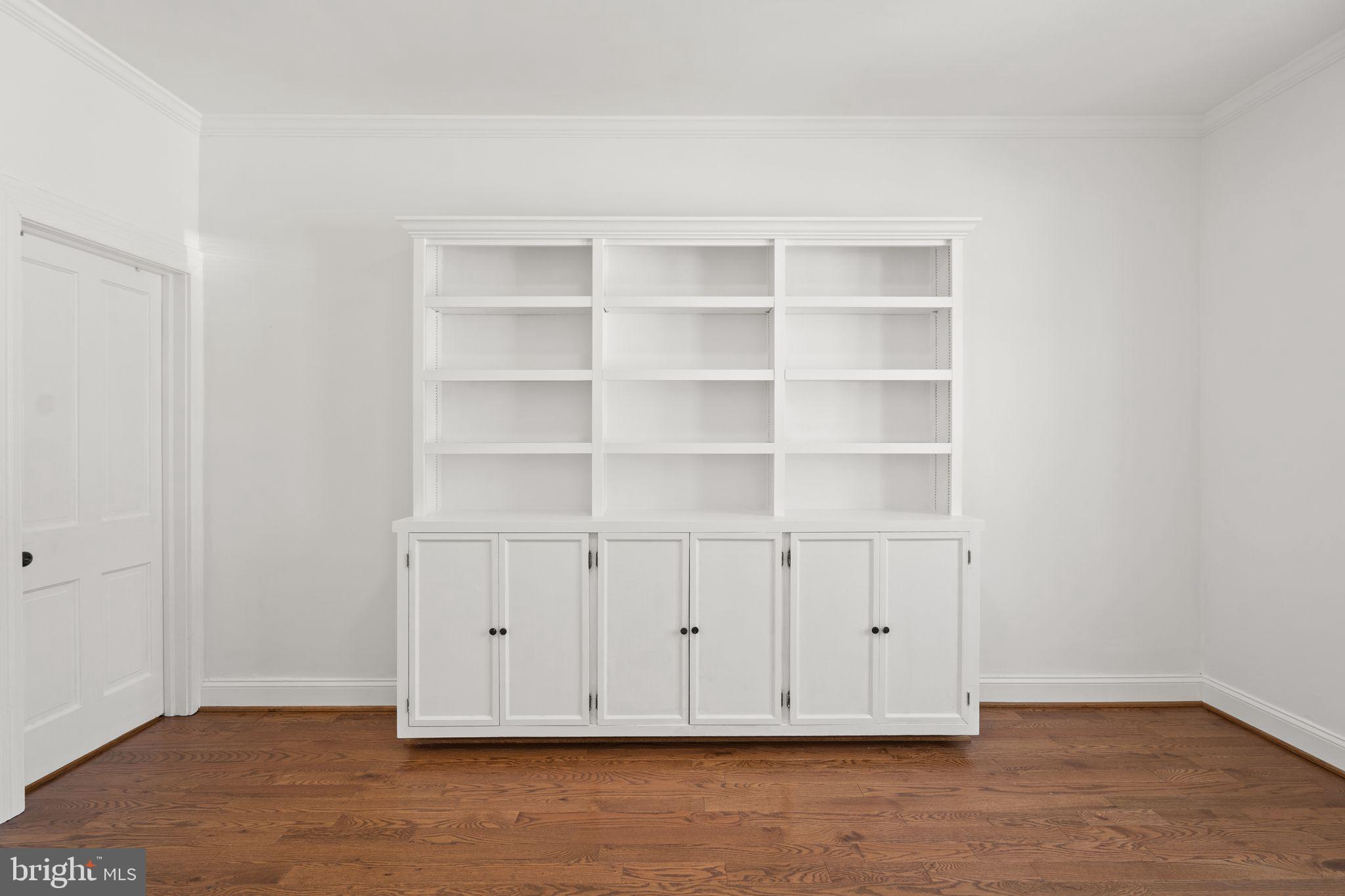 LAUREL - Residential