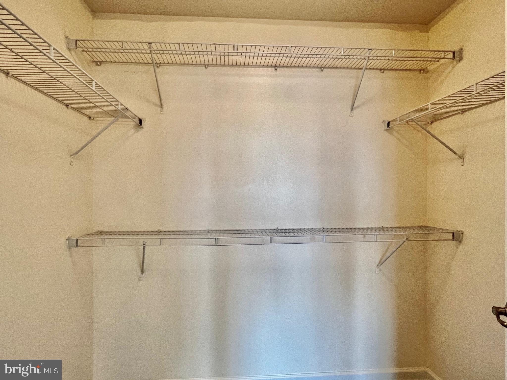 BROOKFIELD - Residential Lease