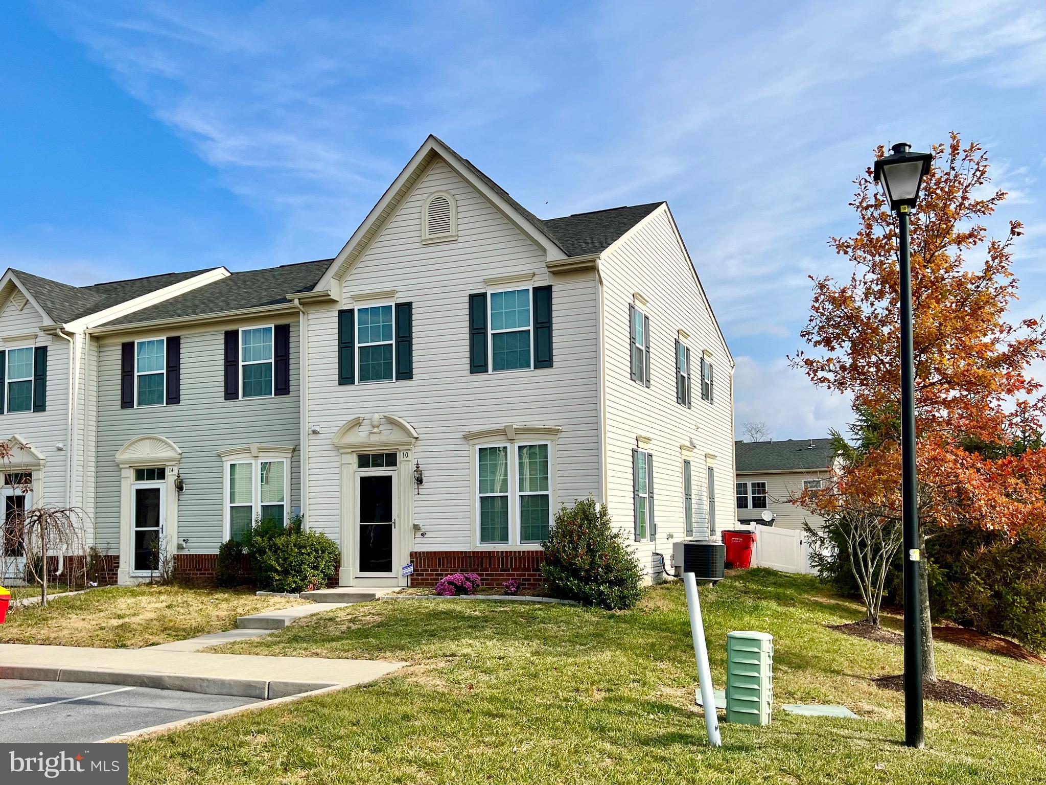 BROOKFIELD - Residential Lease