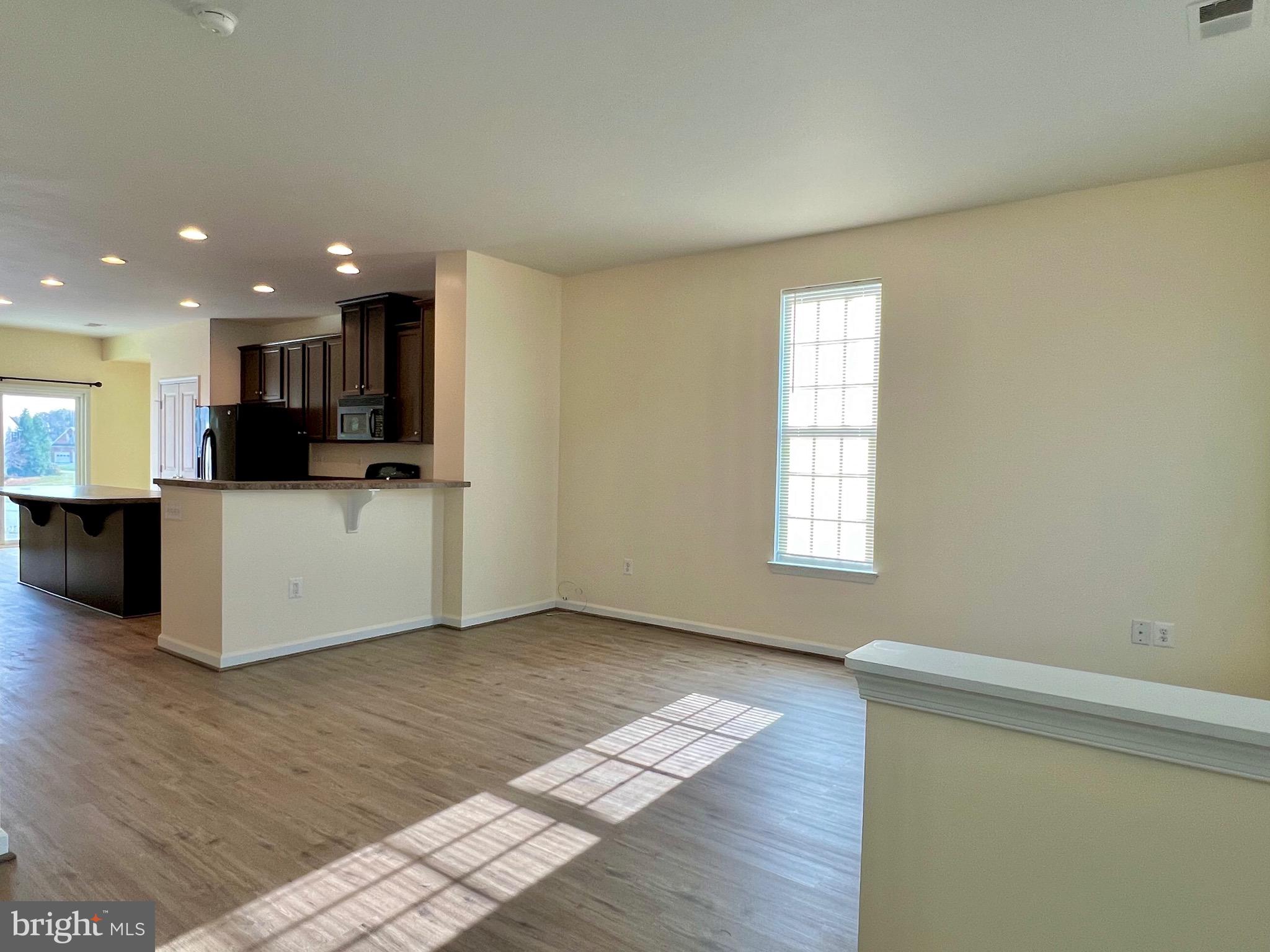 BROOKFIELD - Residential Lease