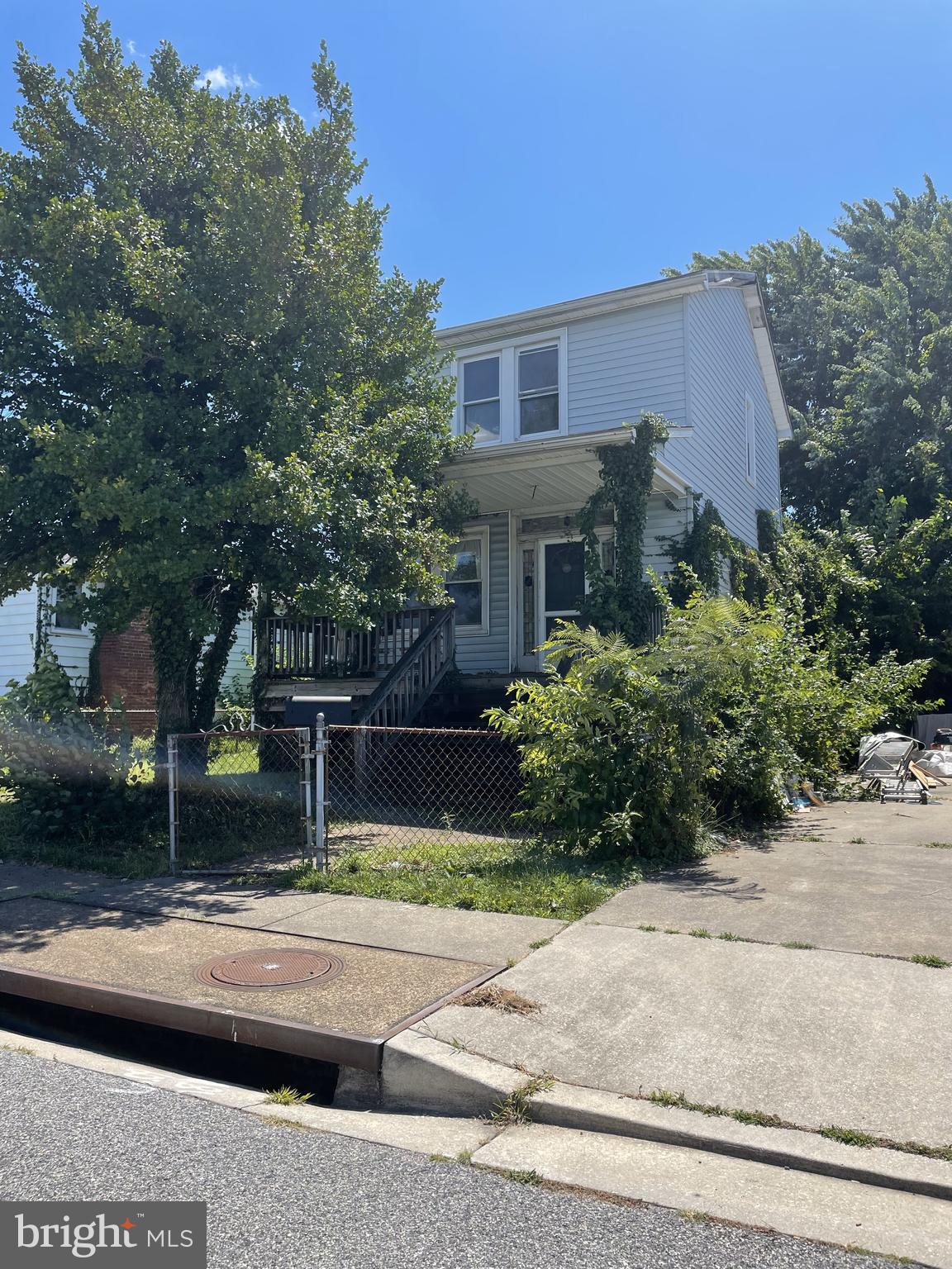 FAIRLAWN - Residential