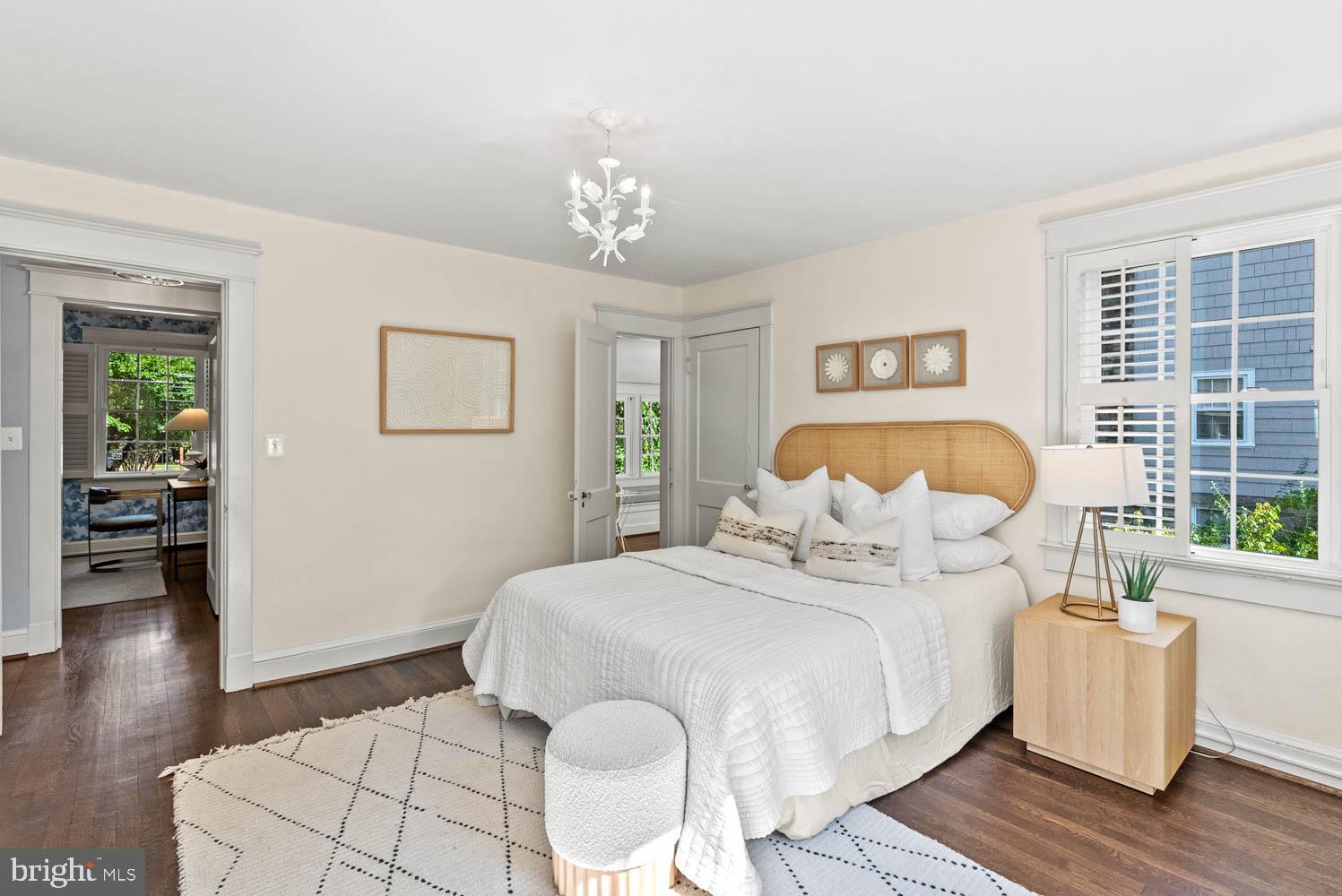 CHEVY CHASE - Residential