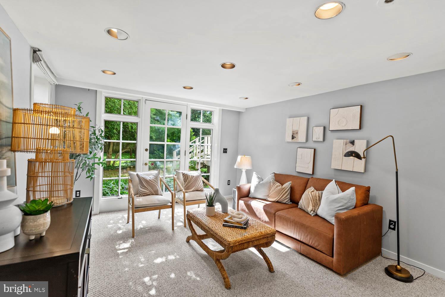 CHEVY CHASE - Residential