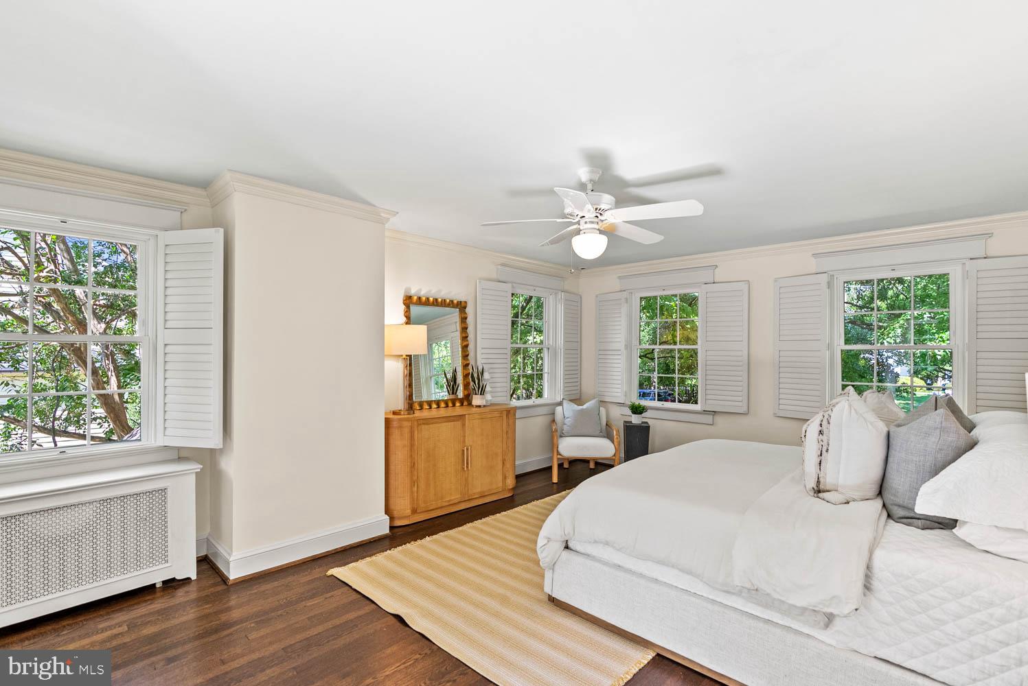 CHEVY CHASE - Residential