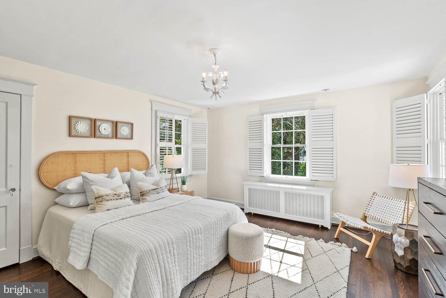 CHEVY CHASE - Residential