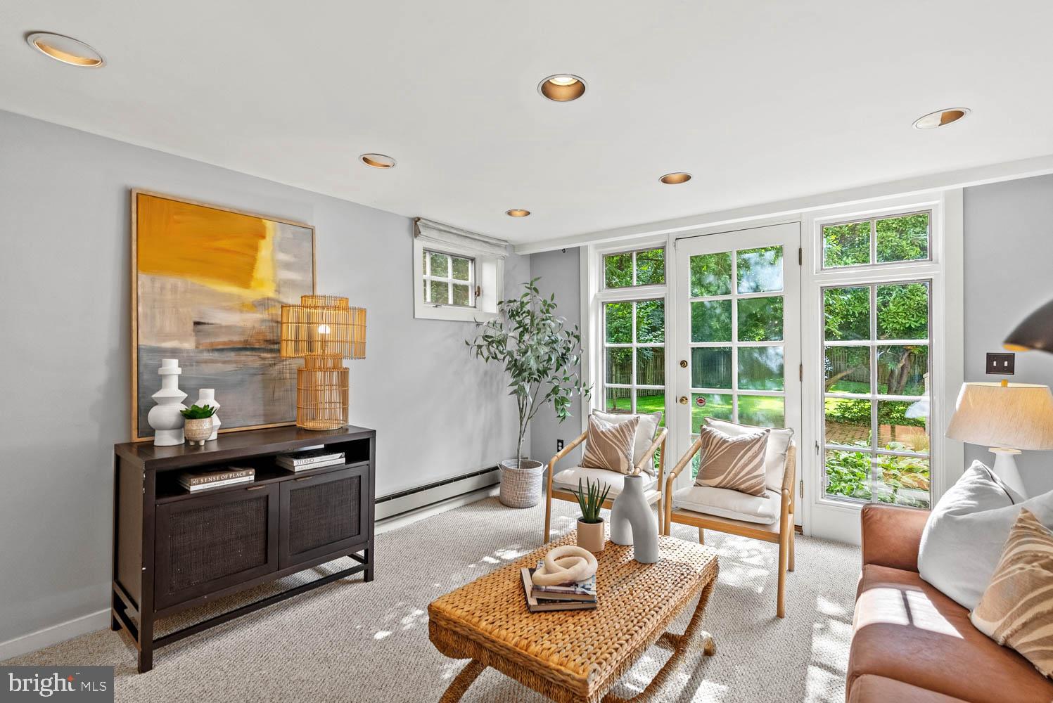 CHEVY CHASE - Residential