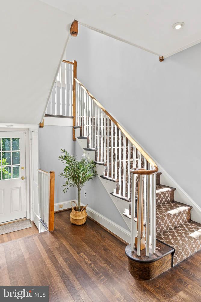 CHEVY CHASE - Residential