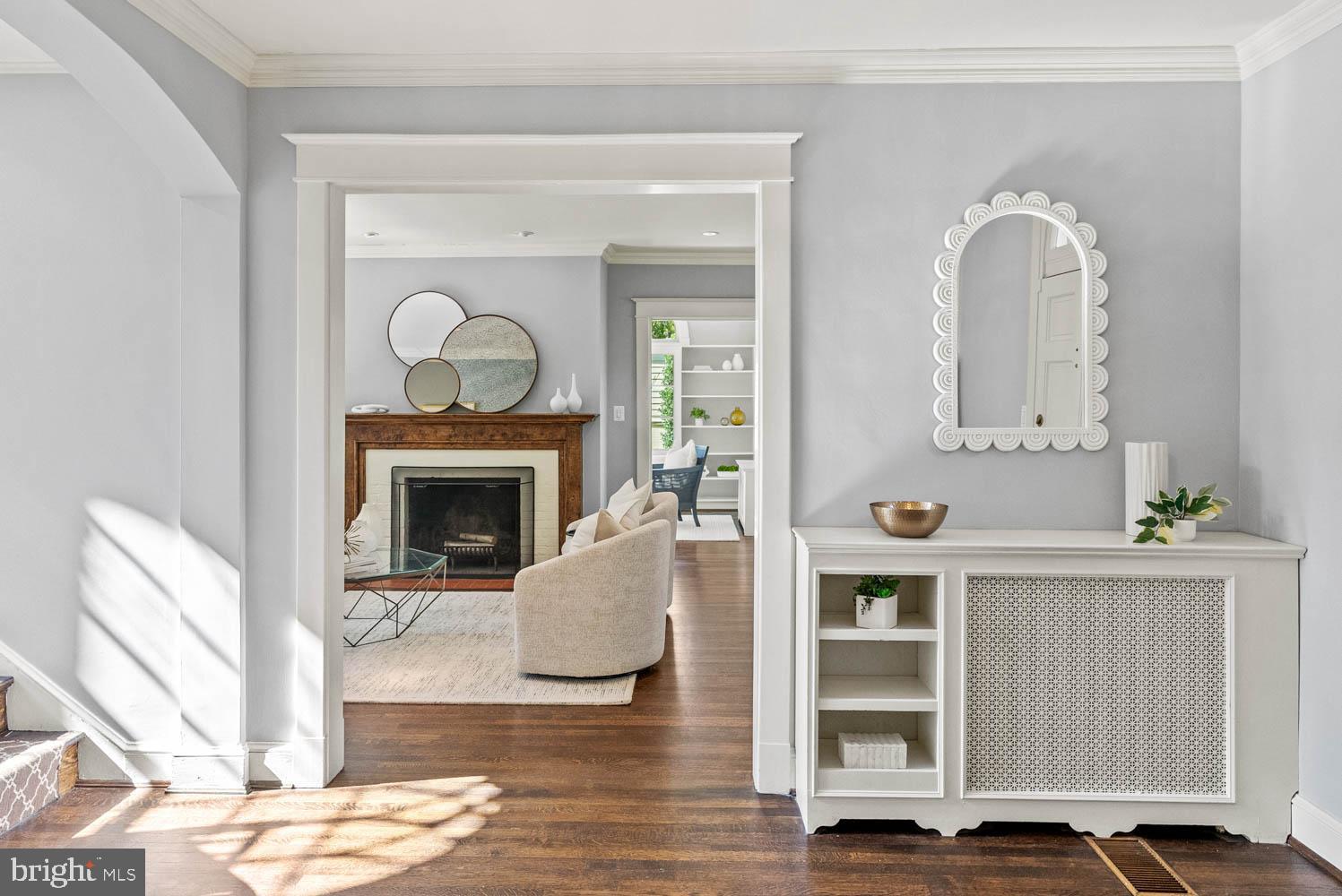 CHEVY CHASE - Residential