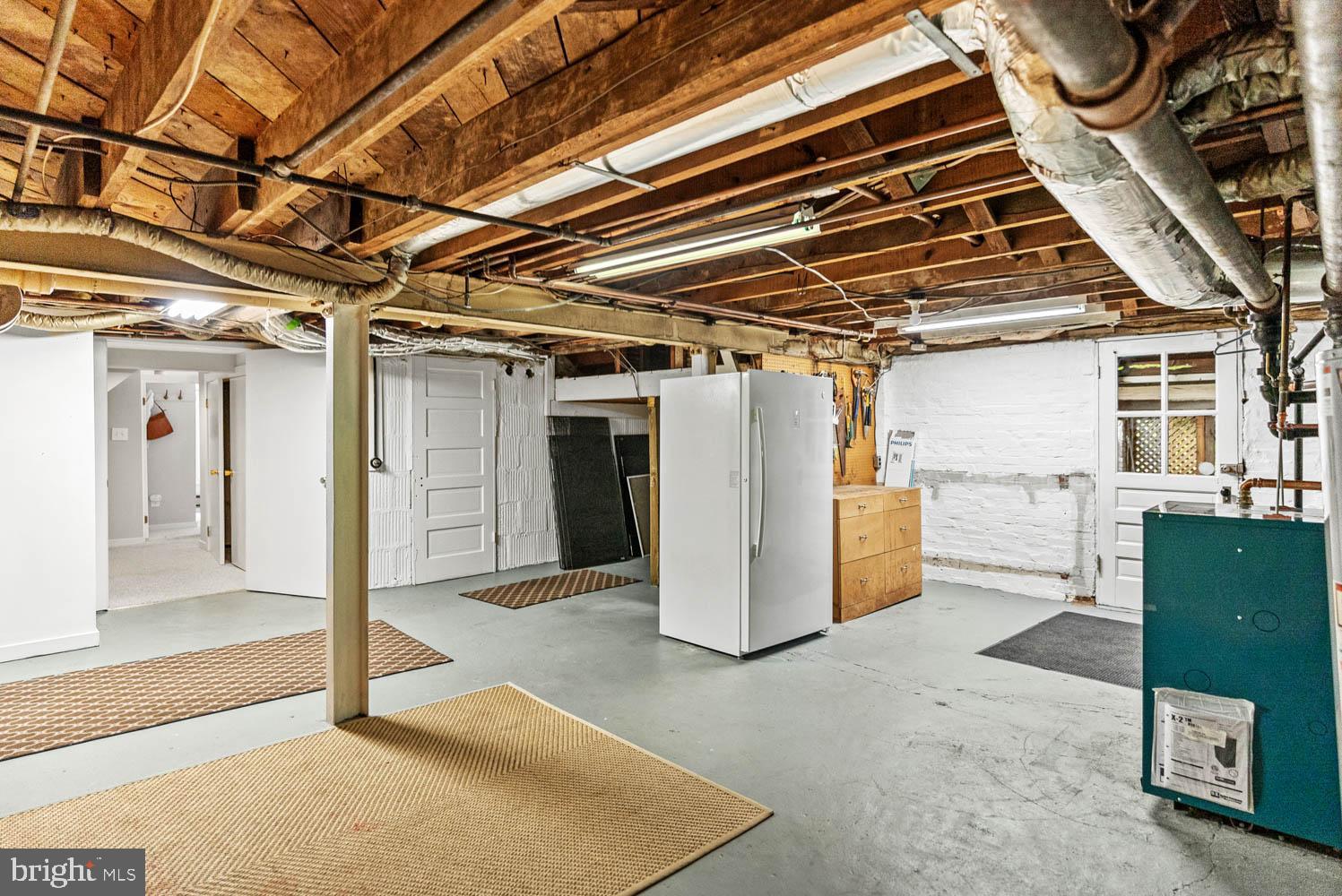 CHEVY CHASE - Residential