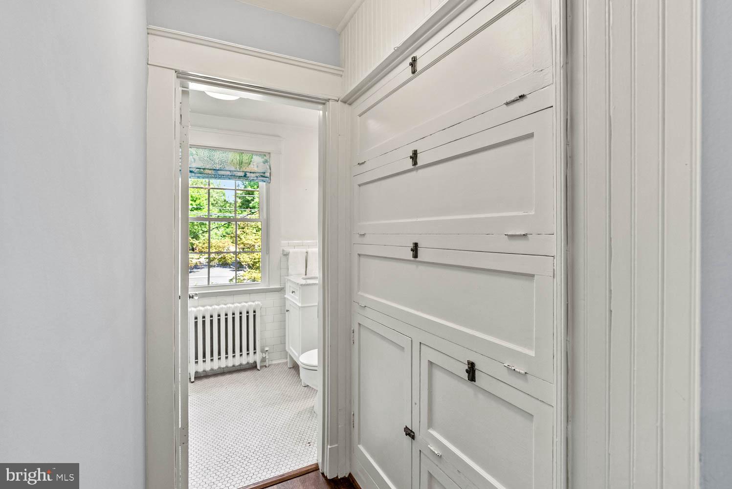 CHEVY CHASE - Residential