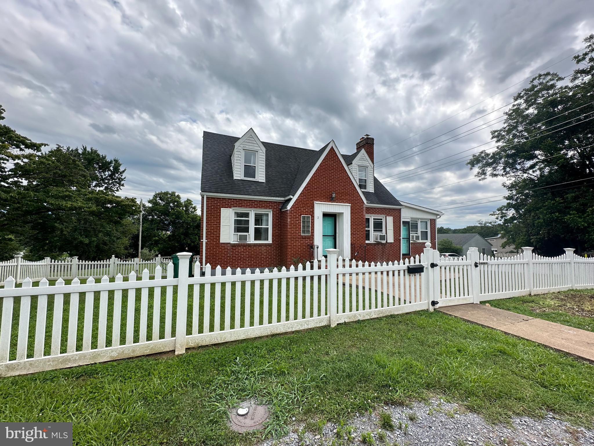 2 TERRACE LANE