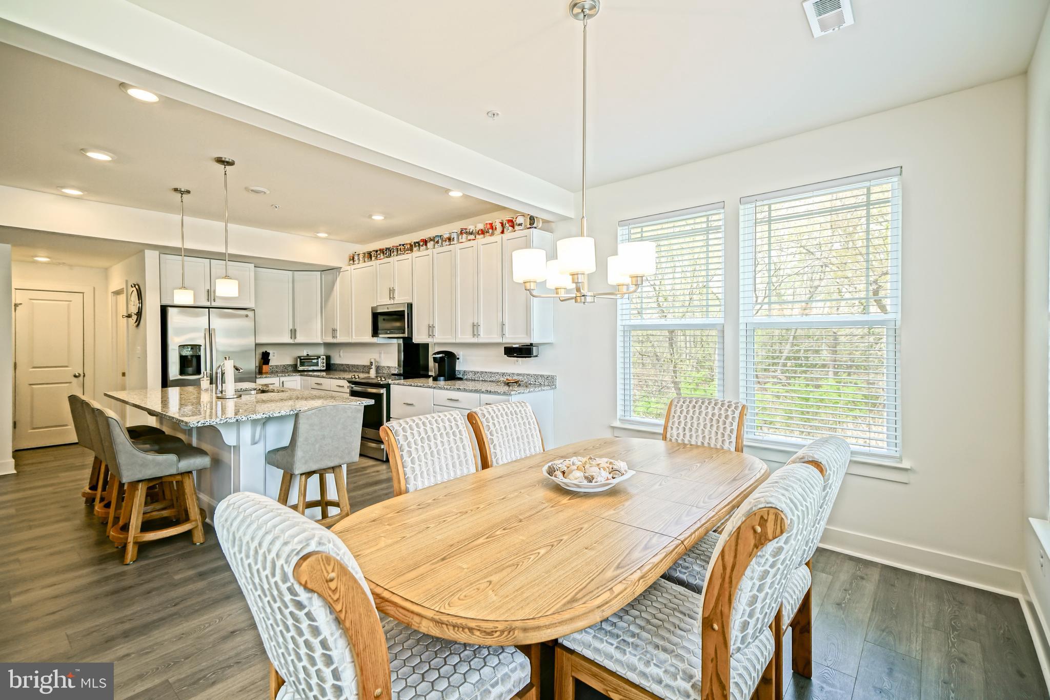 OYSTER HOUSE VILLAGE - Residential