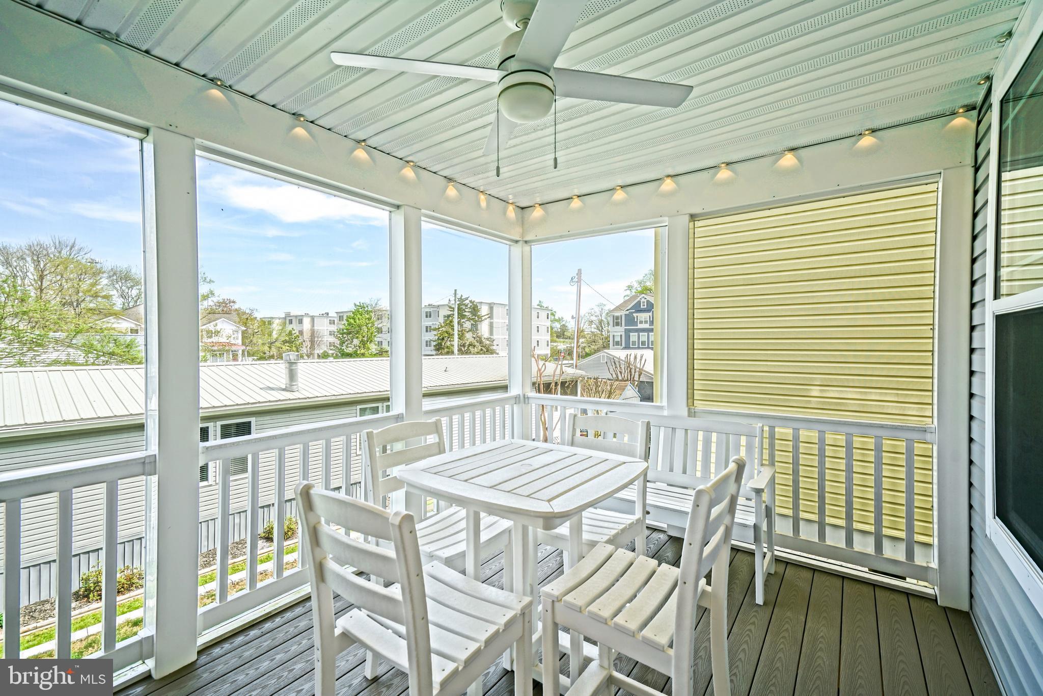 OYSTER HOUSE VILLAGE - Residential