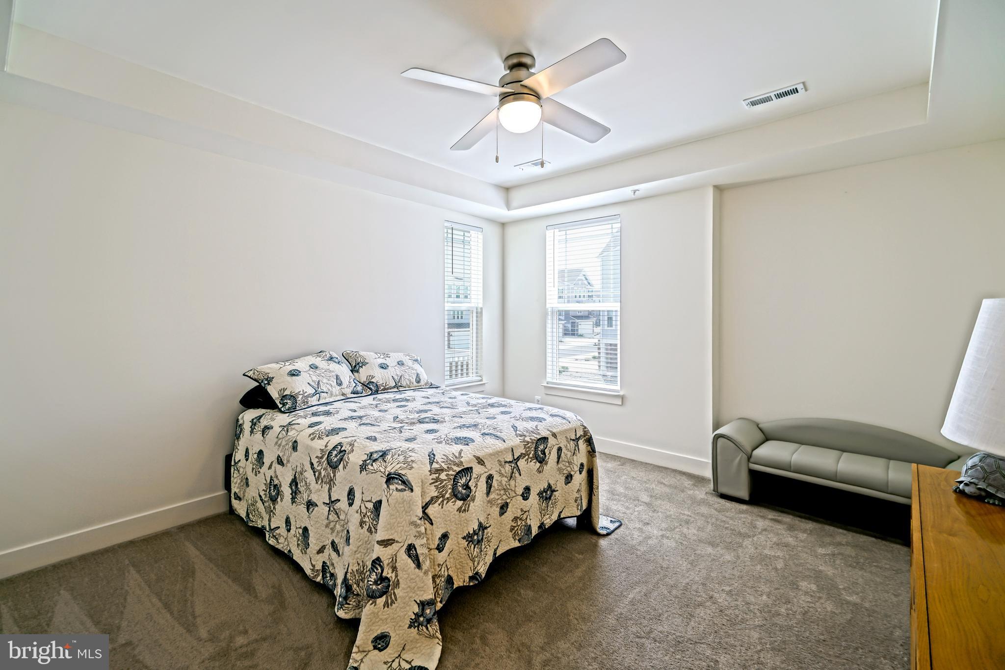 OYSTER HOUSE VILLAGE - Residential