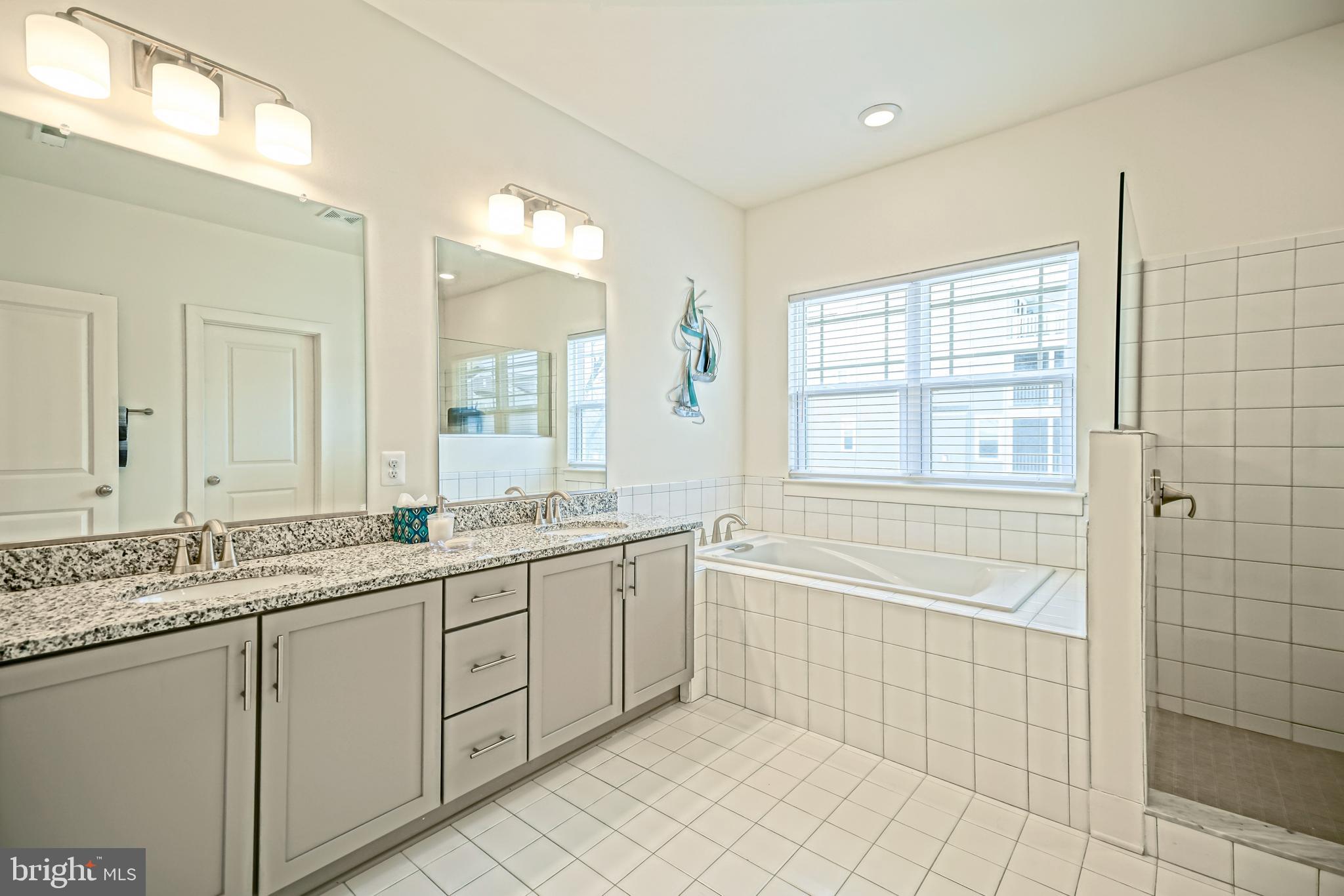 OYSTER HOUSE VILLAGE - Residential