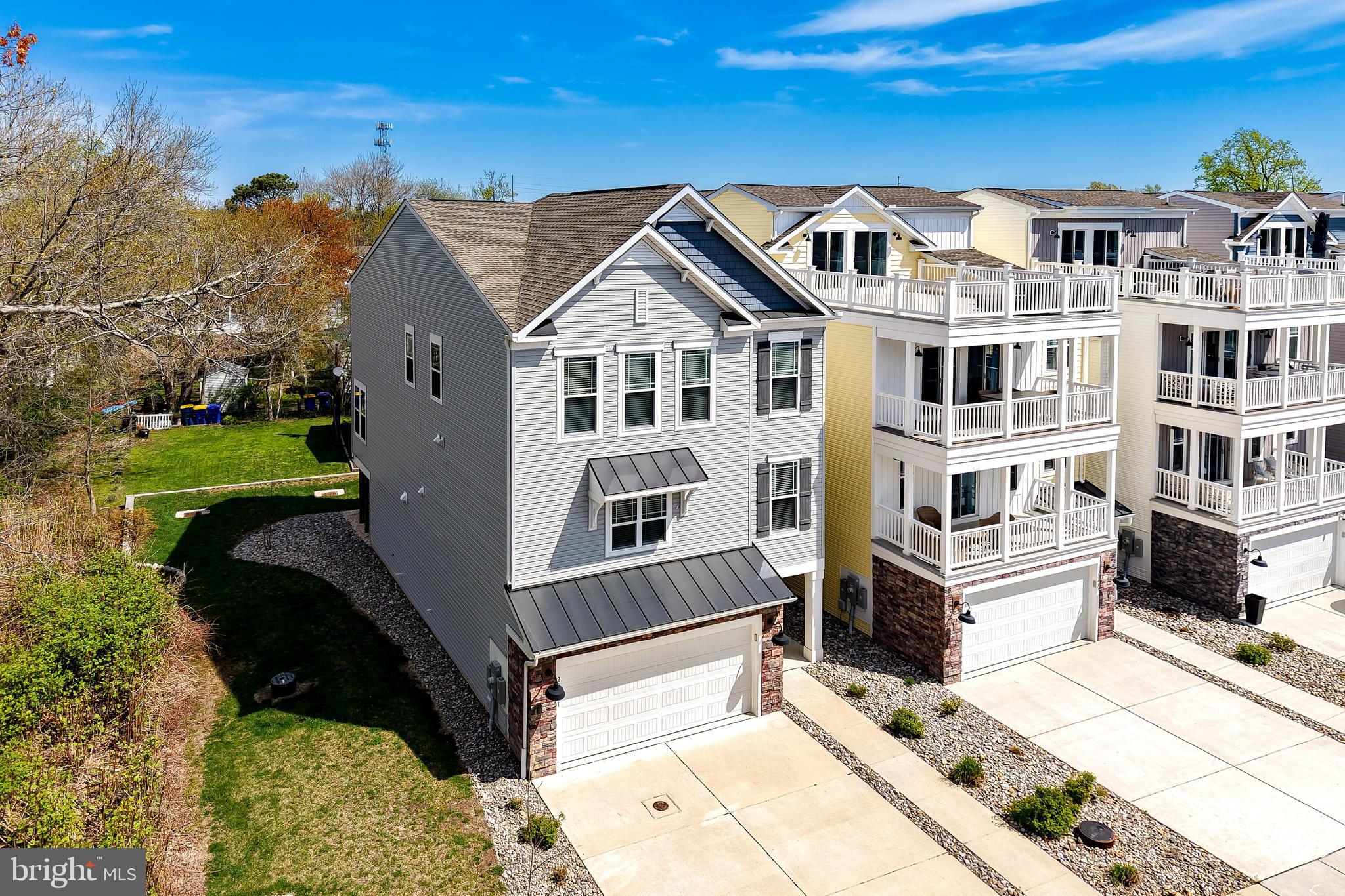 OYSTER HOUSE VILLAGE - Residential