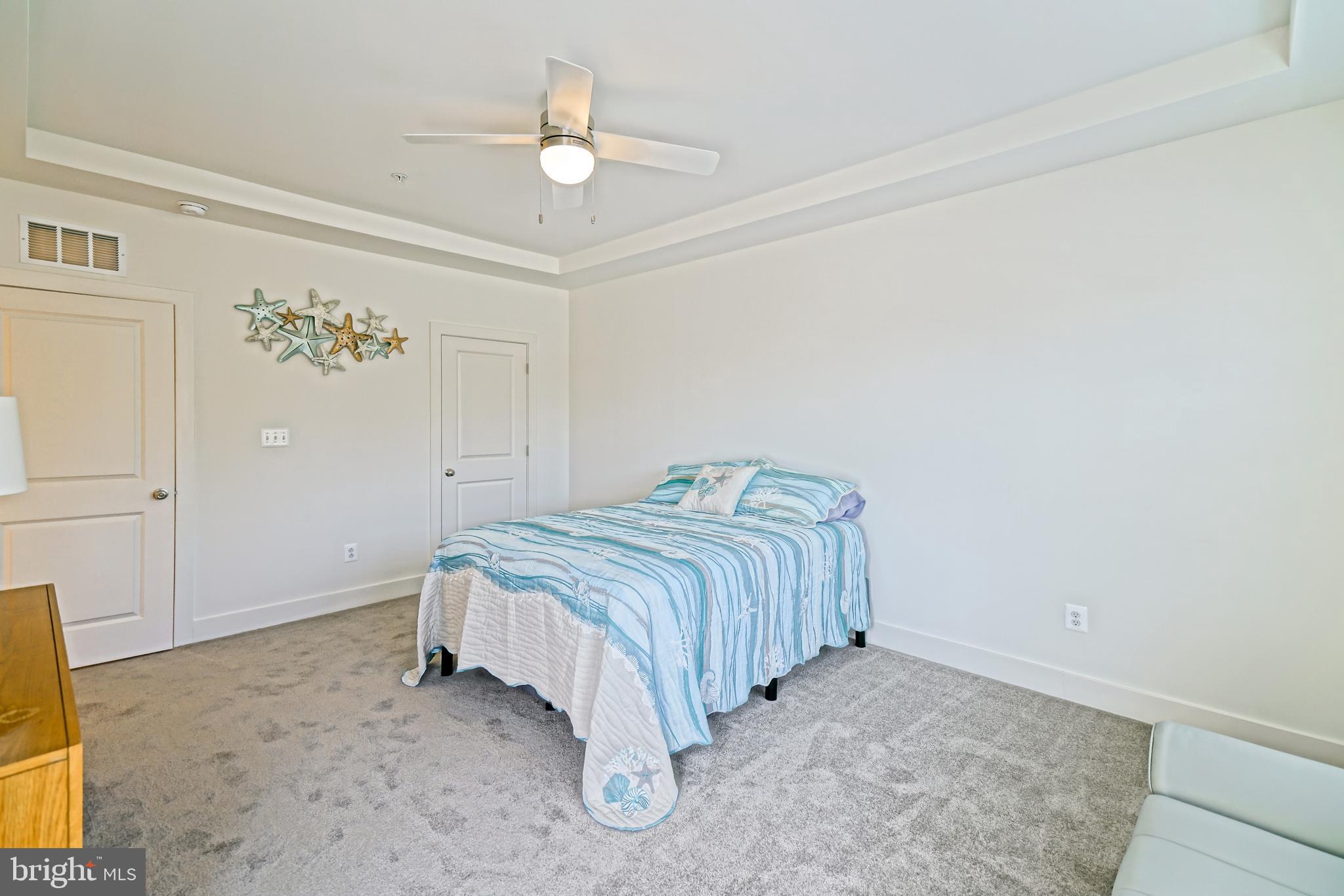 OYSTER HOUSE VILLAGE - Residential