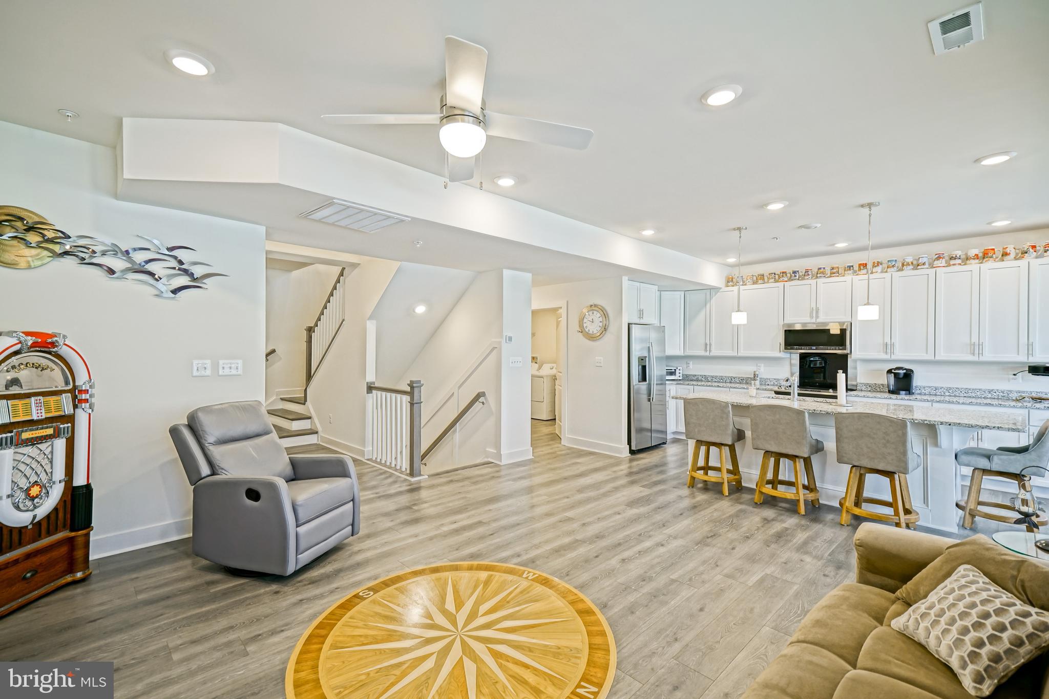 OYSTER HOUSE VILLAGE - Residential