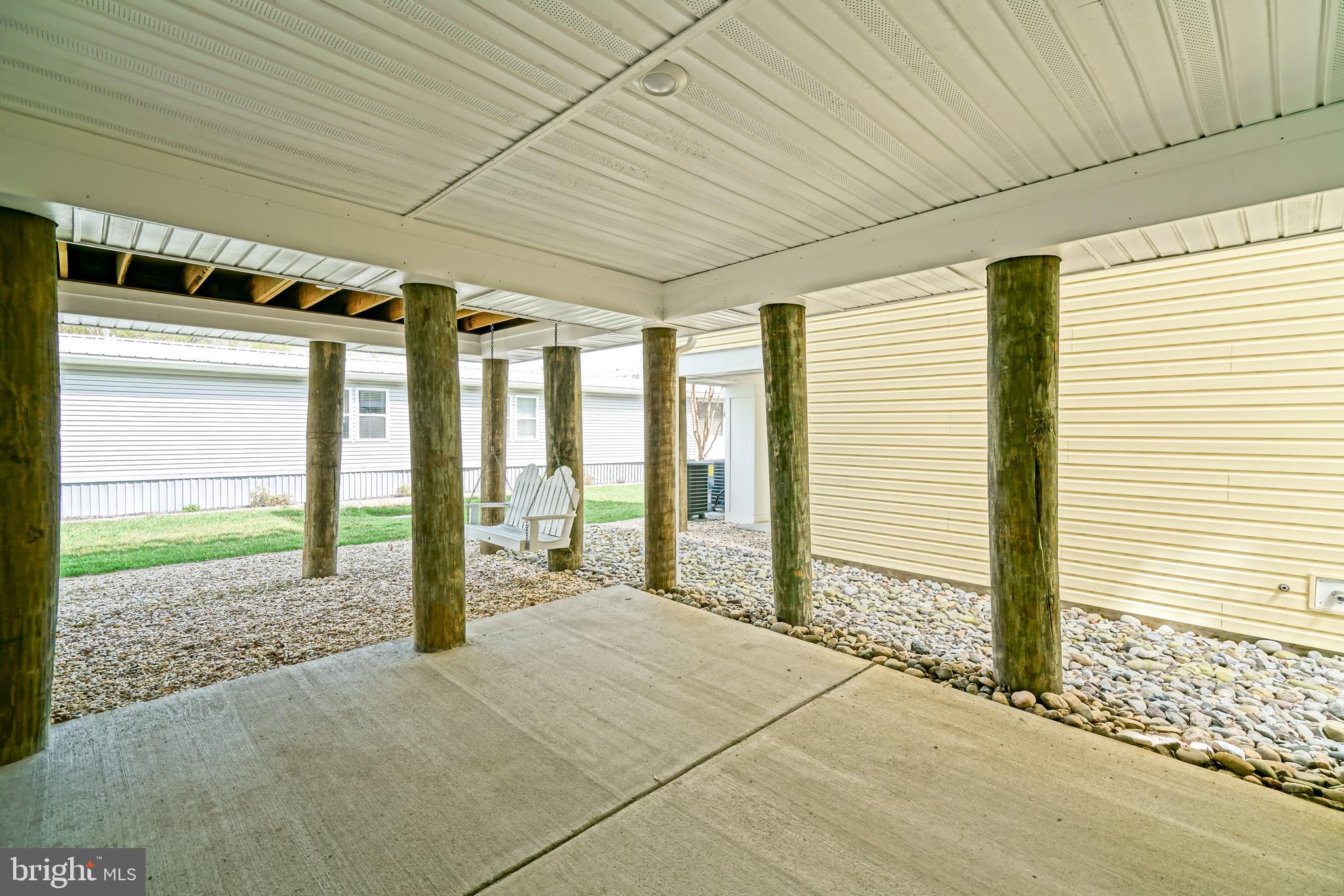 OYSTER HOUSE VILLAGE - Residential