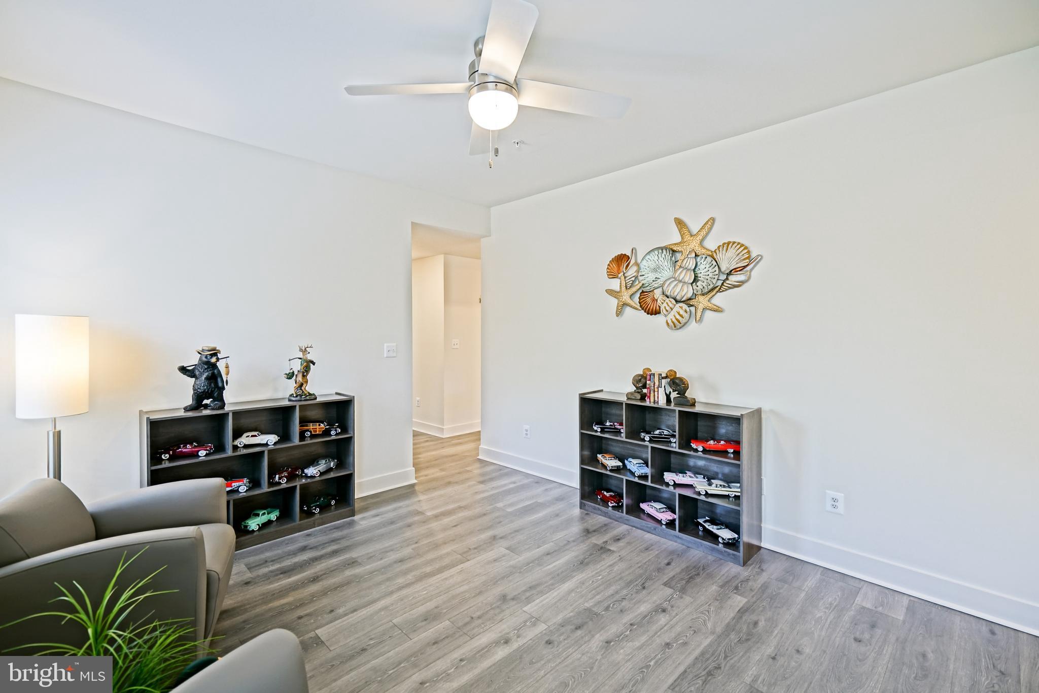 OYSTER HOUSE VILLAGE - Residential