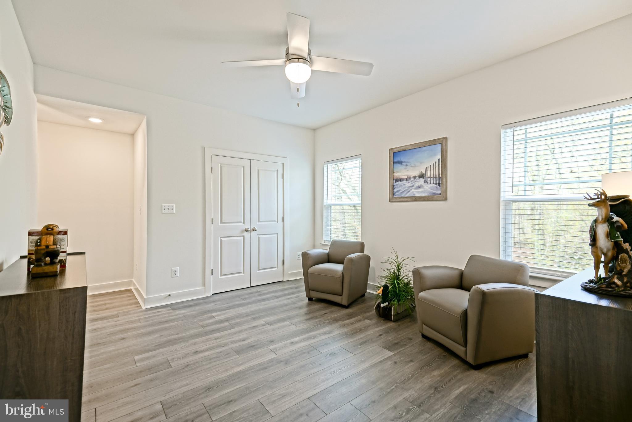 OYSTER HOUSE VILLAGE - Residential