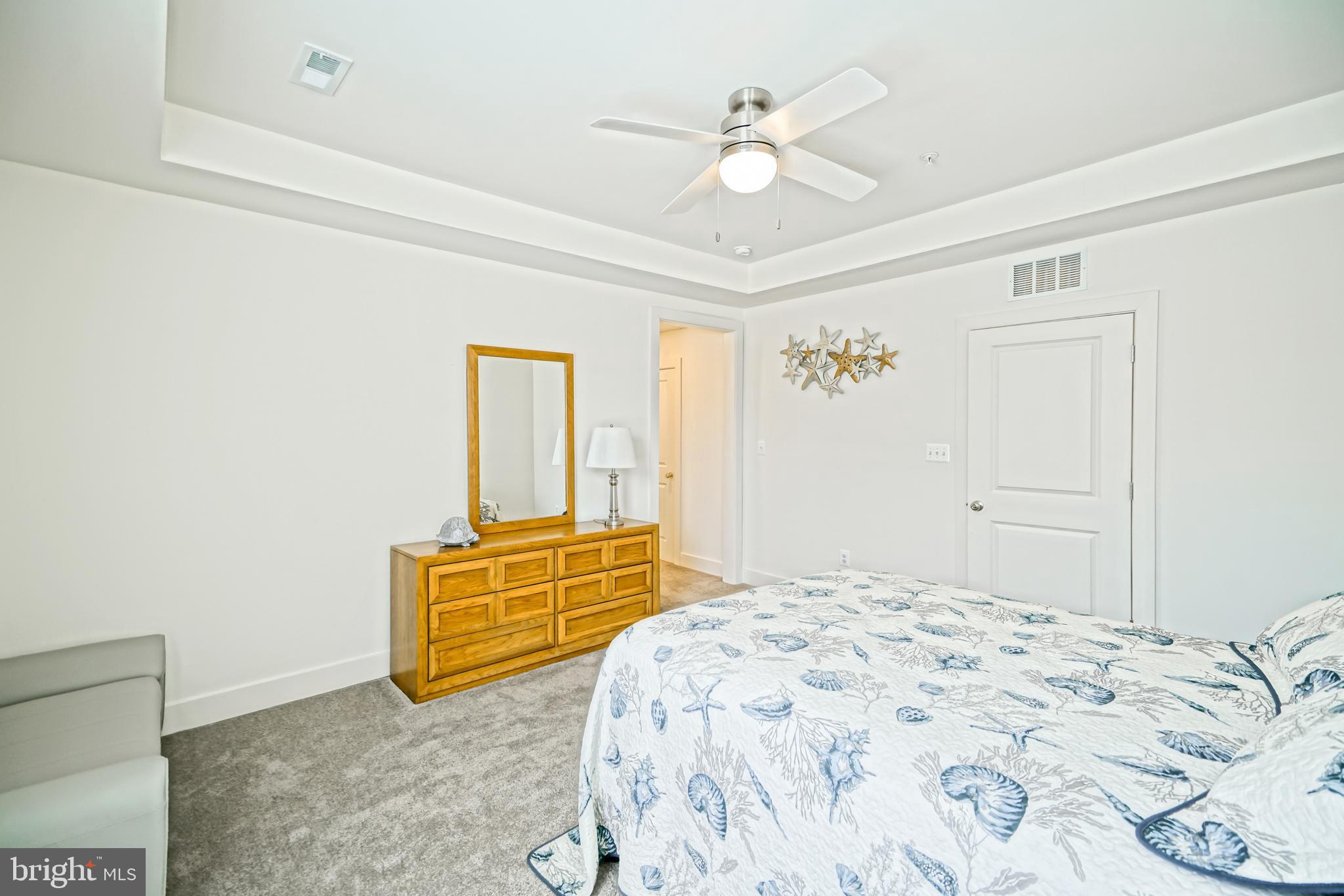 OYSTER HOUSE VILLAGE - Residential