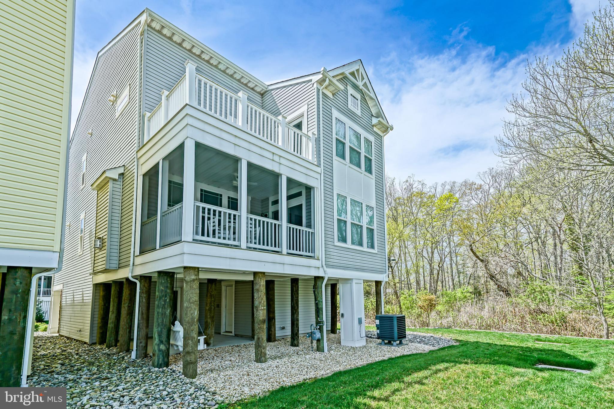 OYSTER HOUSE VILLAGE - Residential