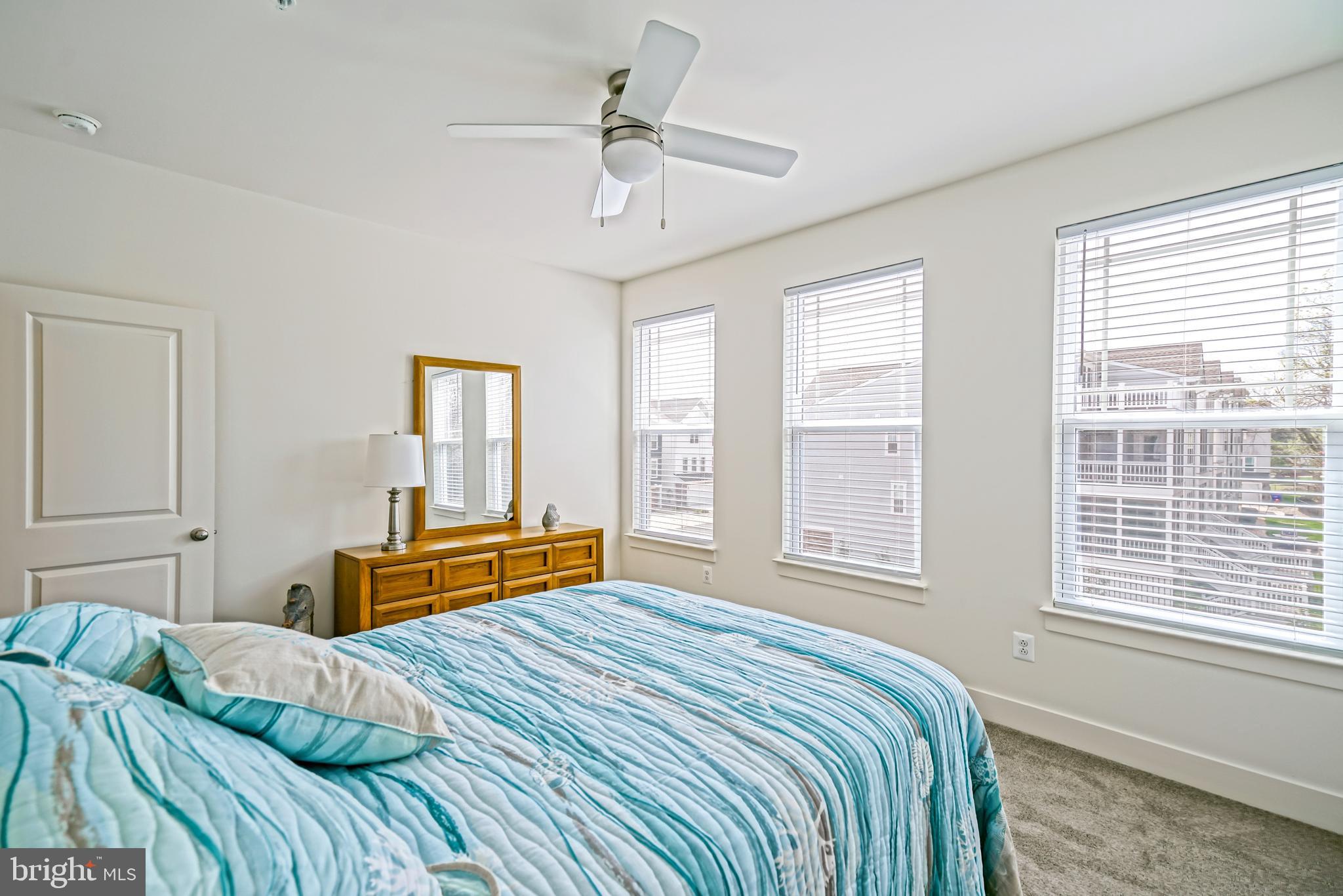 OYSTER HOUSE VILLAGE - Residential